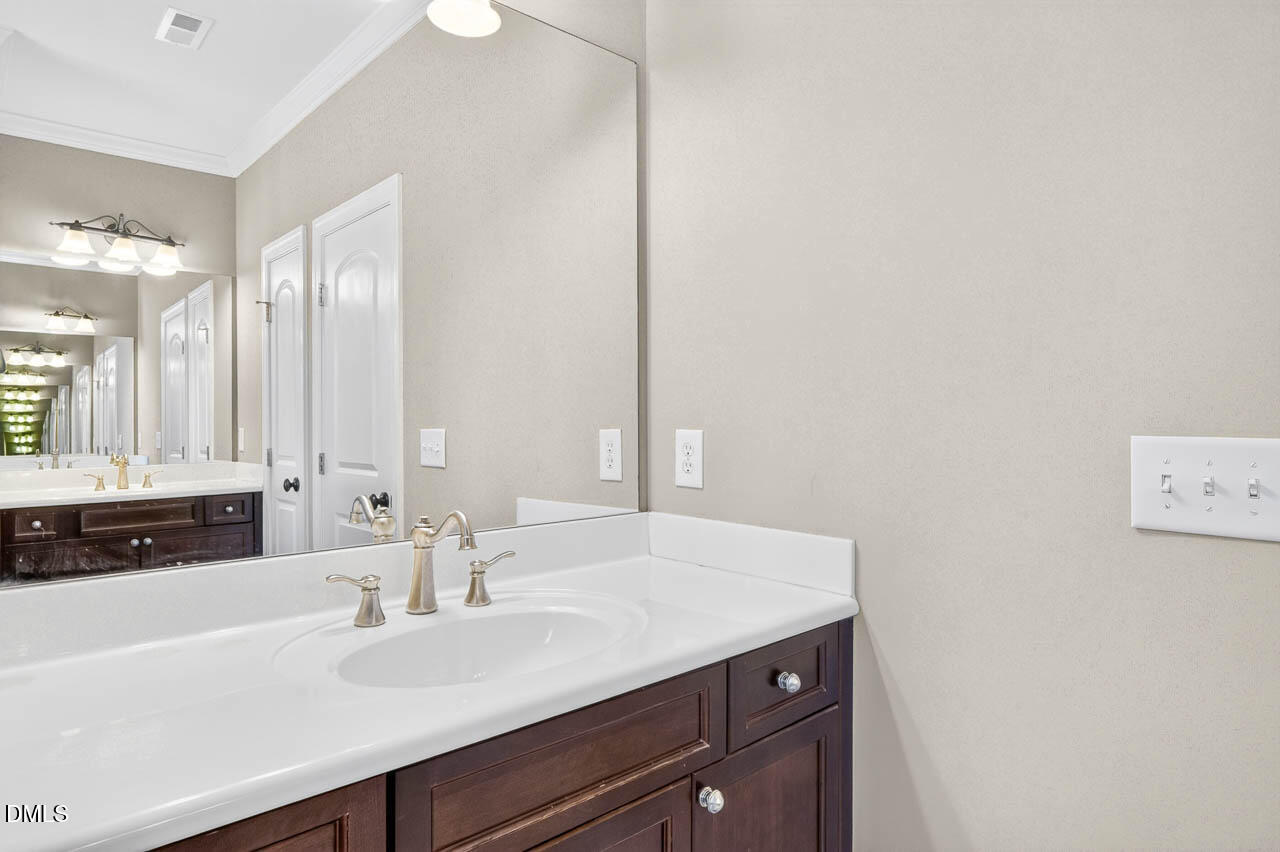 1305 Palace Garden Way Property Photo 29
