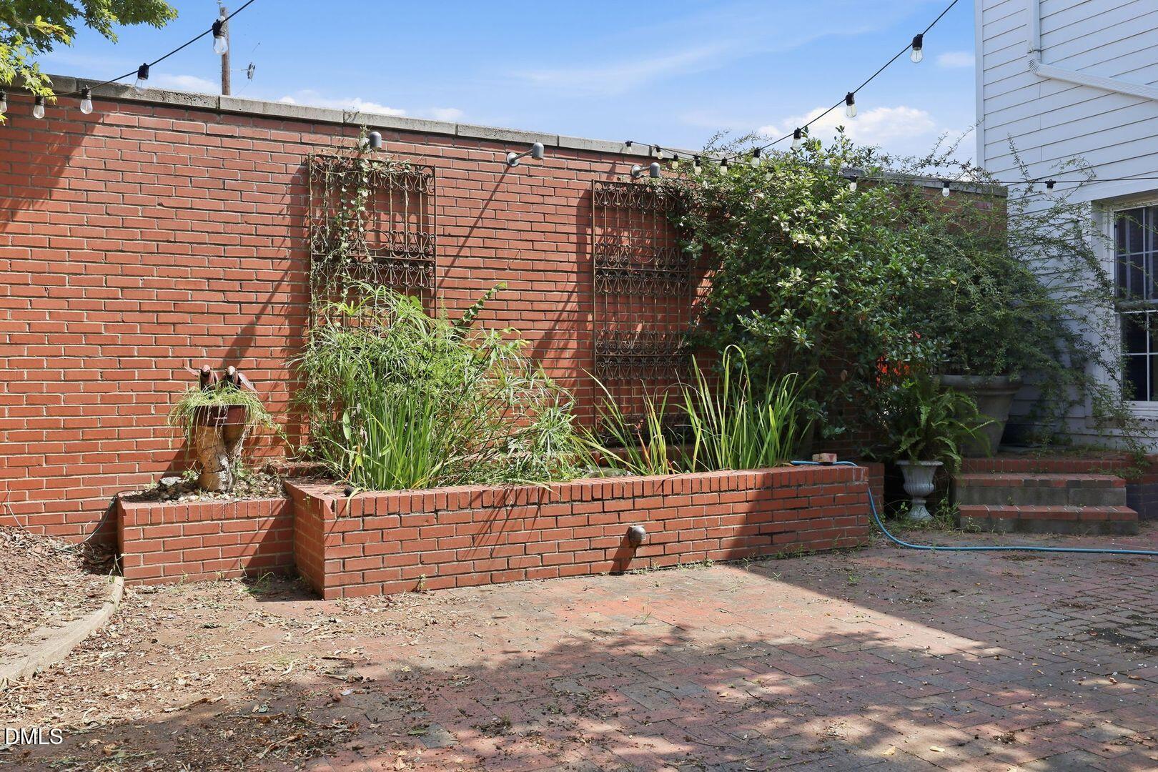 816 S Main Street Property Photo 26