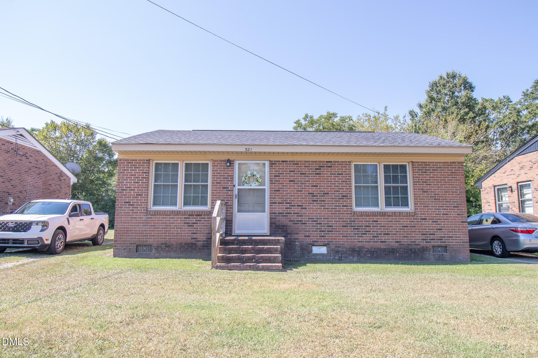 521 Cascade Avenue Property Photo 1