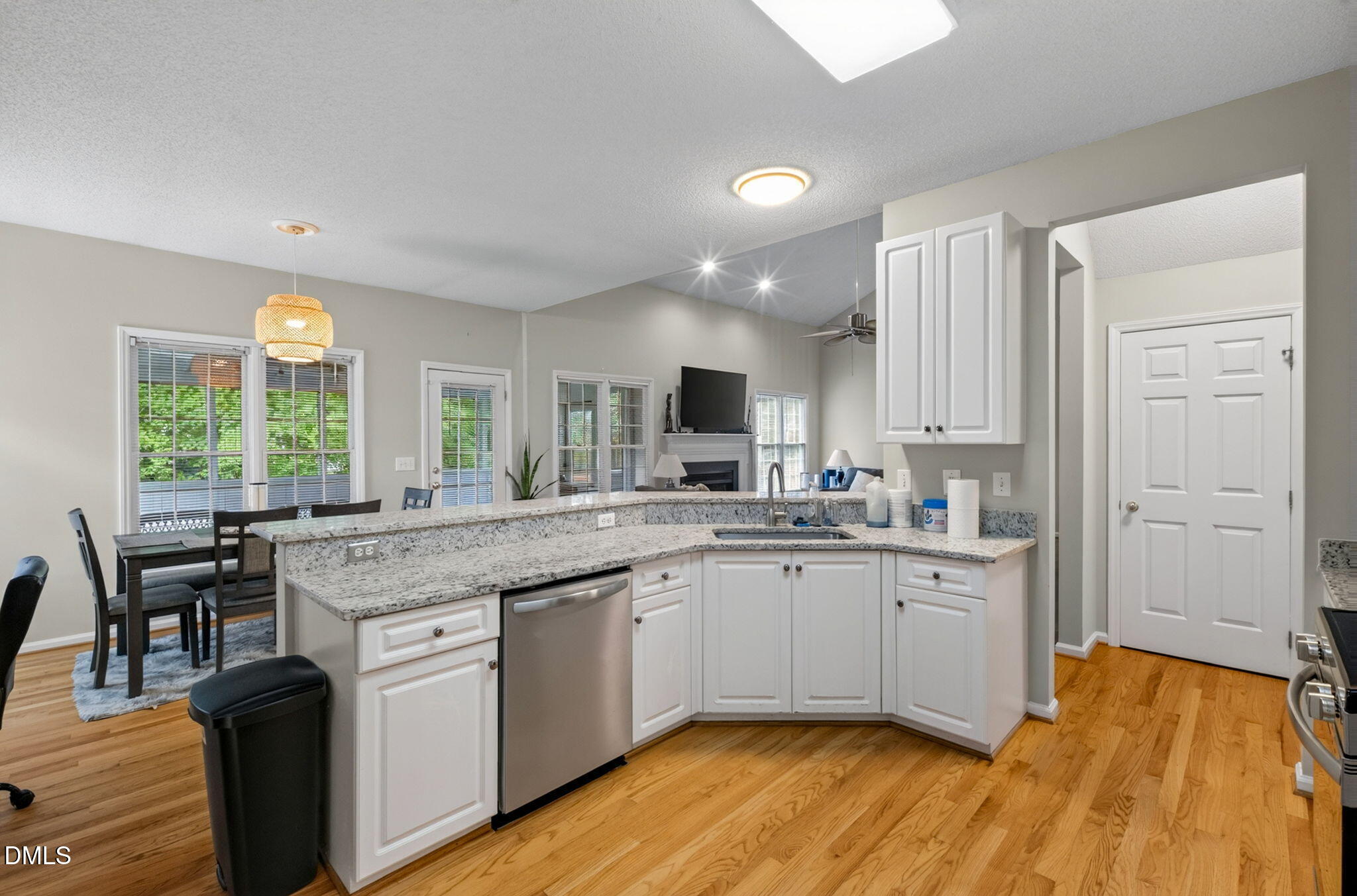 9041 Tenderfoot Trail Property Photo 31
