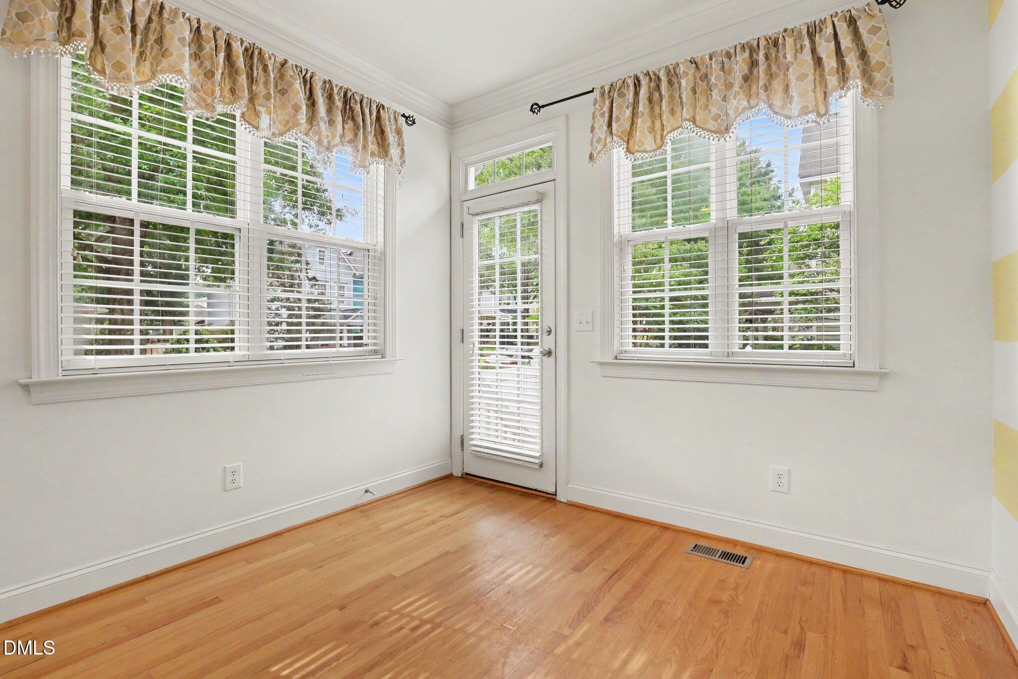 11003 Flower Bed Court Property Photo 13