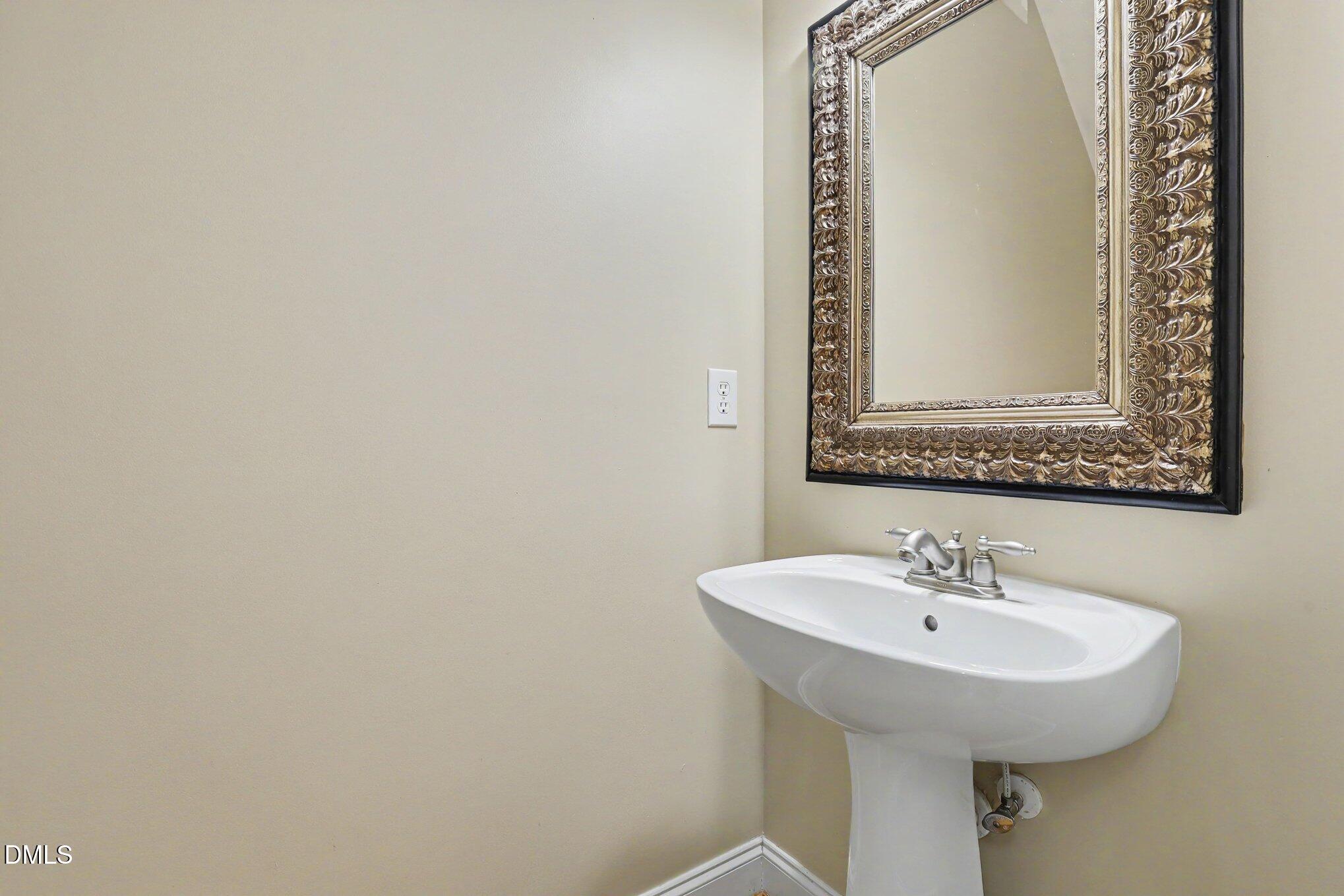 11003 Flower Bed Court Property Photo 15