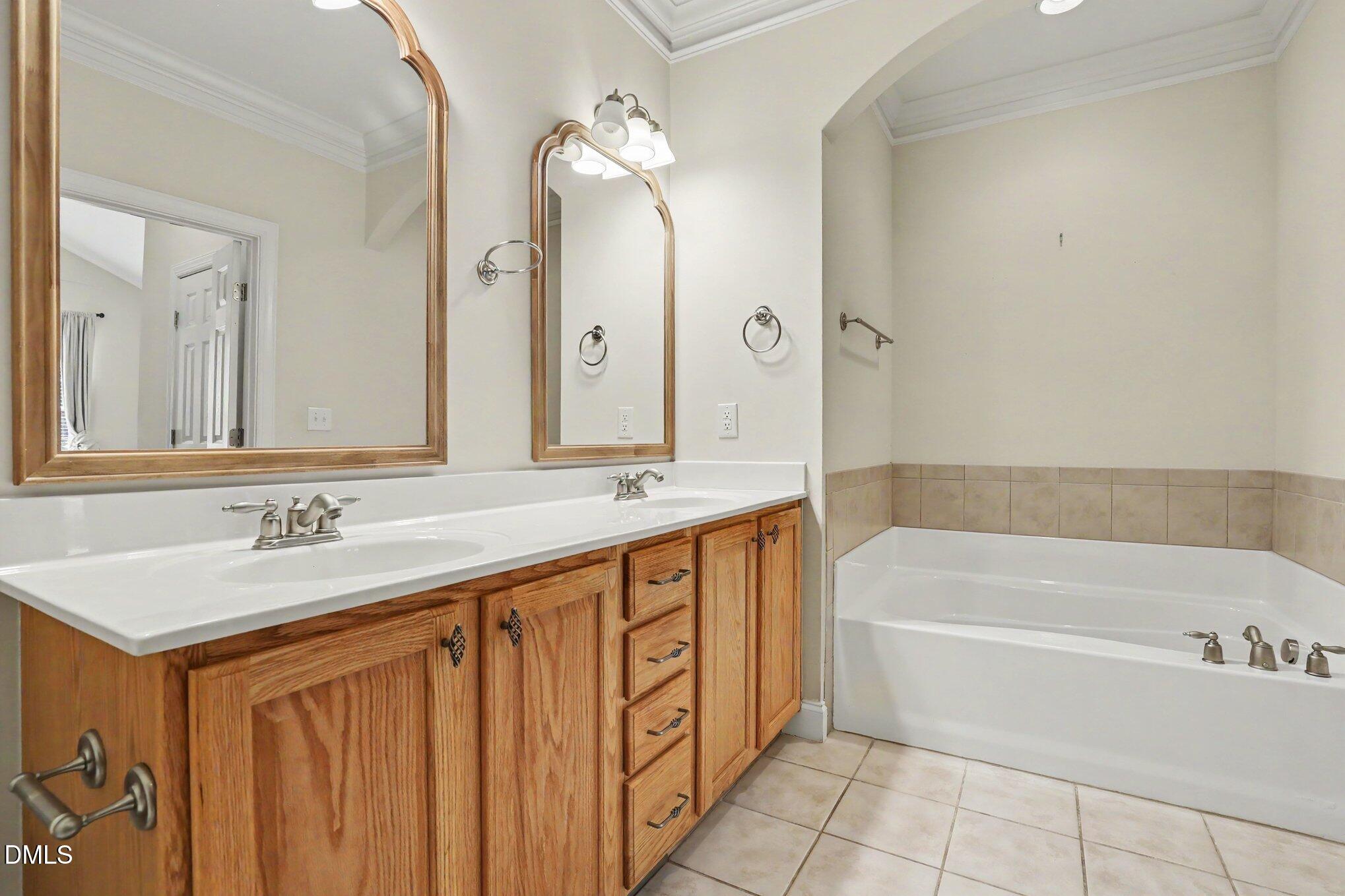 11003 Flower Bed Court Property Photo 19