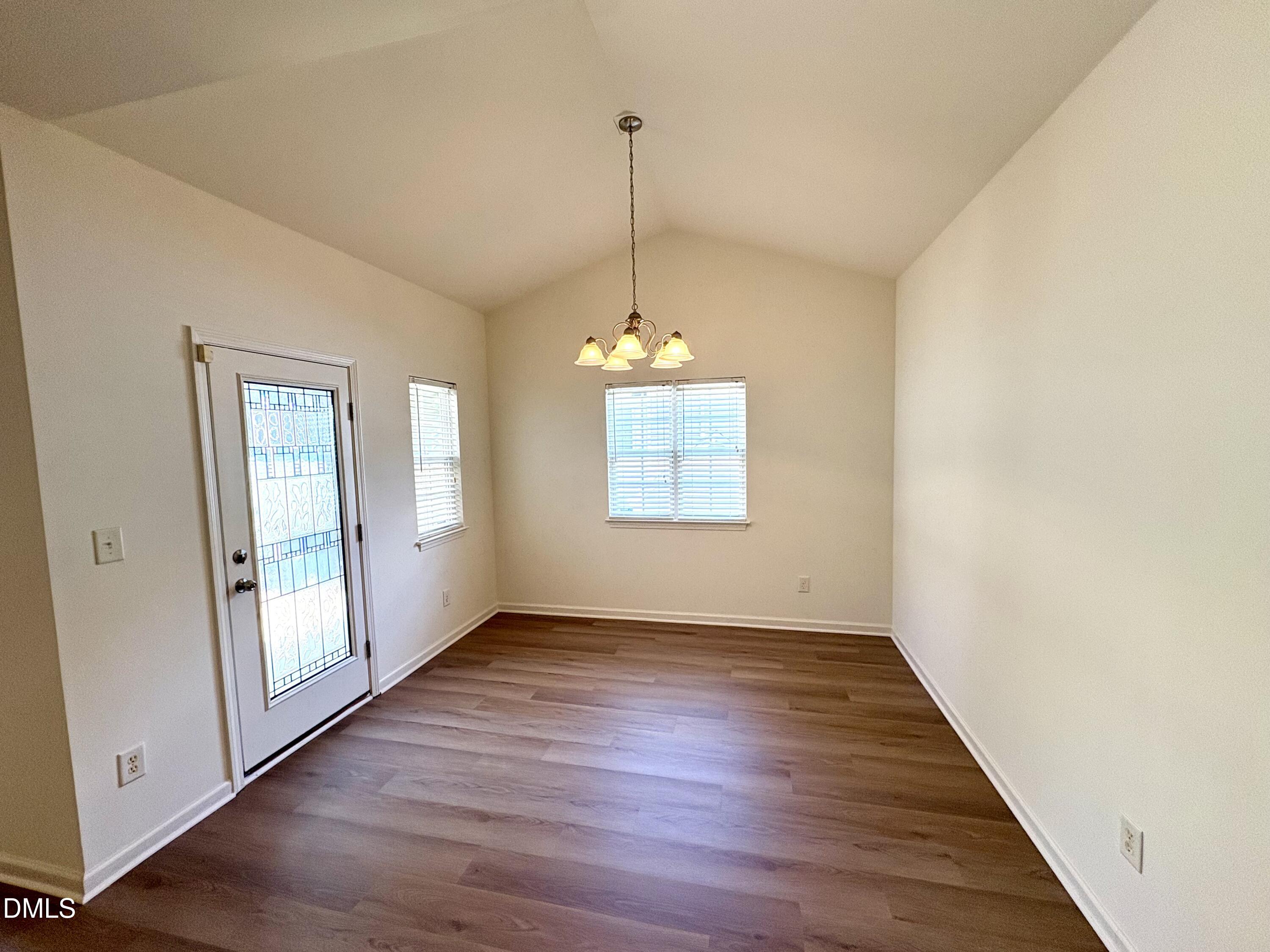 255 Plaza Drive E Property Photo 8