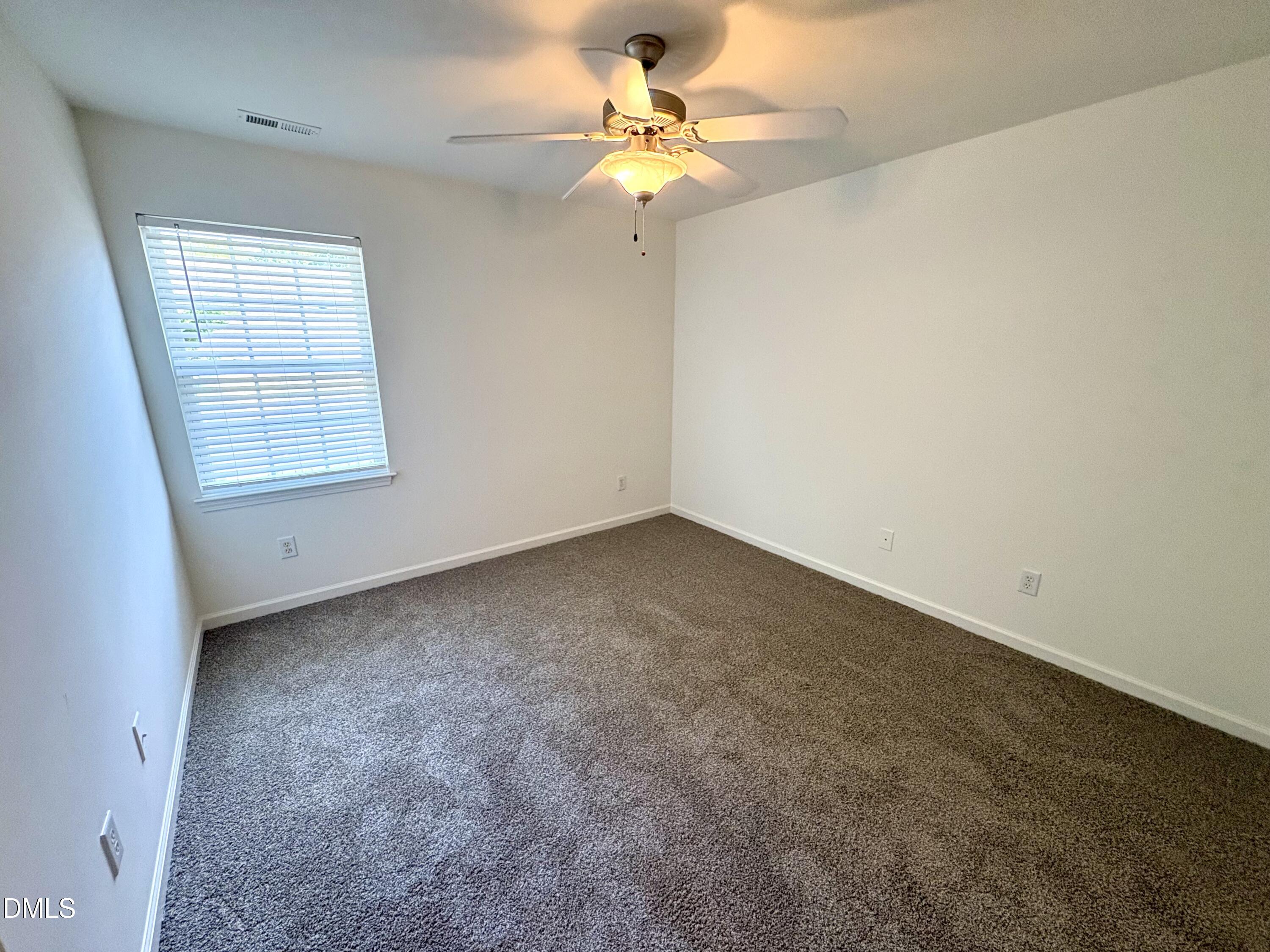 255 Plaza Drive E Property Photo 10