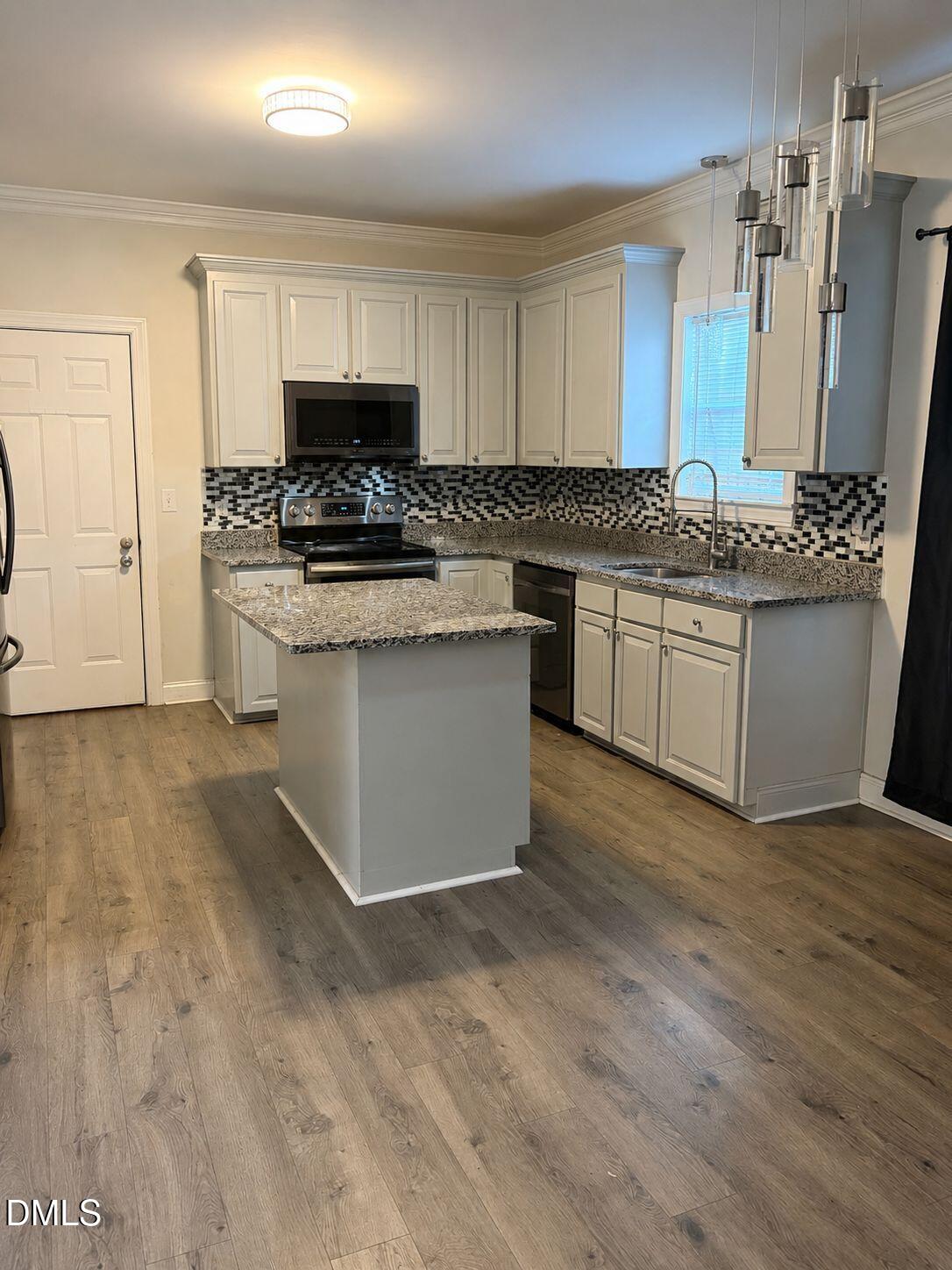 595 Durwood Drive Property Photo 10