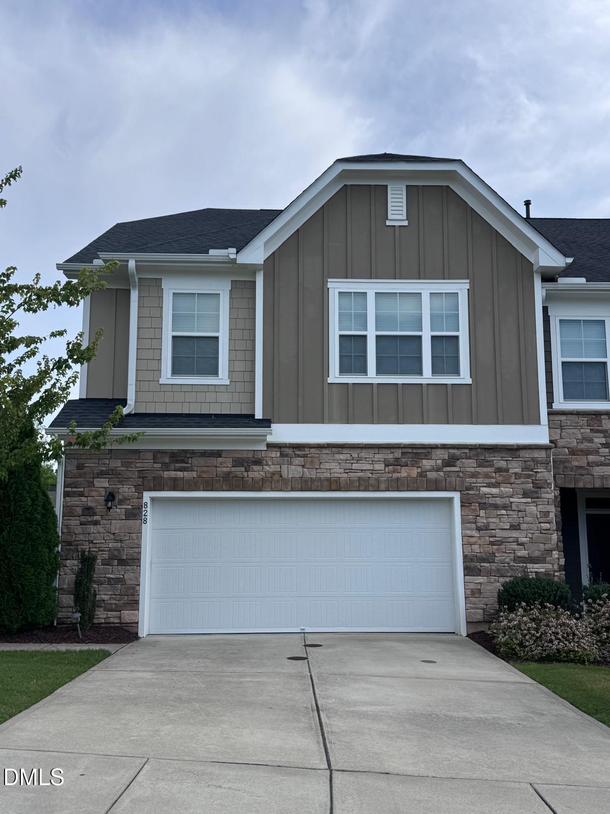 828 Bristol Bridge Drive Property Photo 1