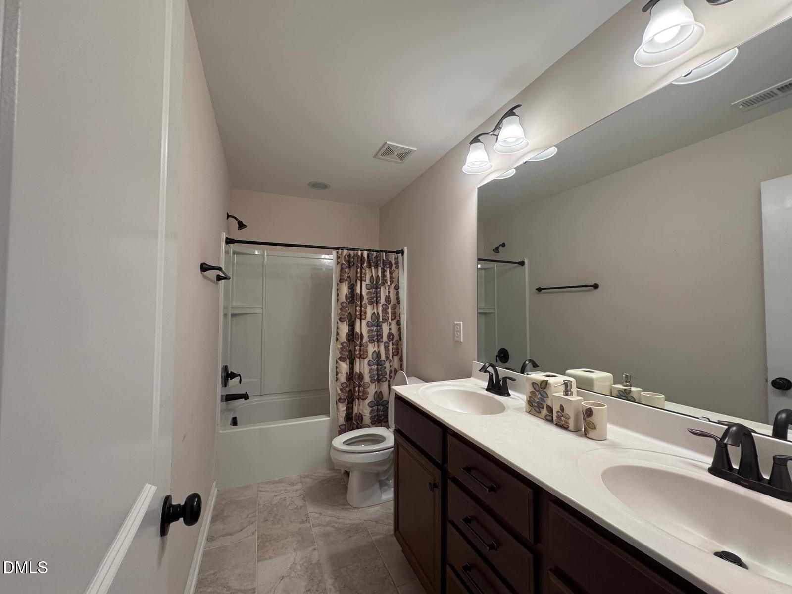 828 Bristol Bridge Drive Property Photo 19
