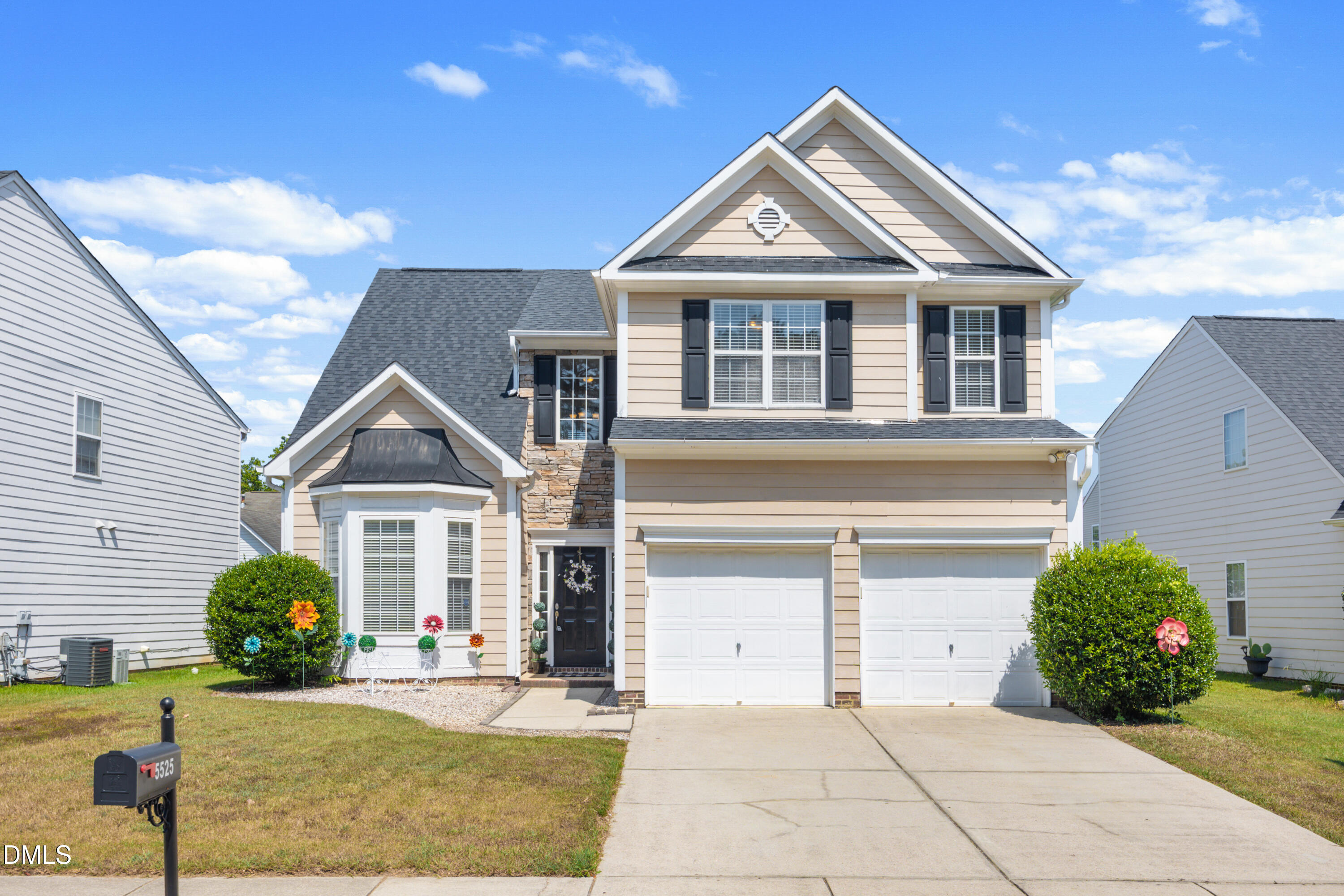5525 Keowee Way Property Photo 1