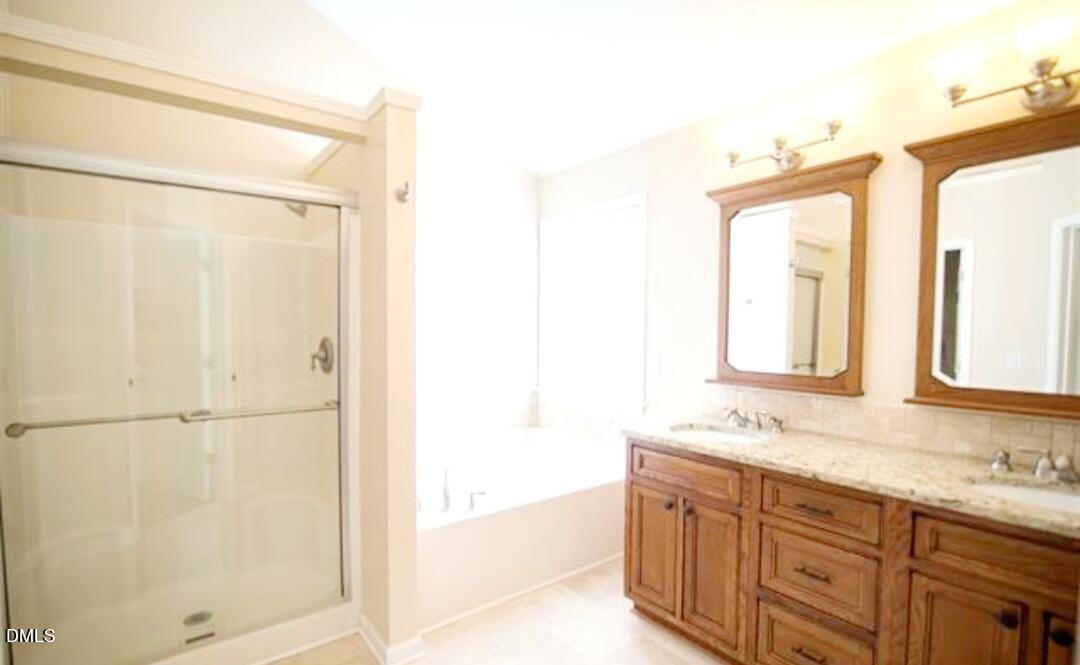 5525 Keowee Way Property Photo 13