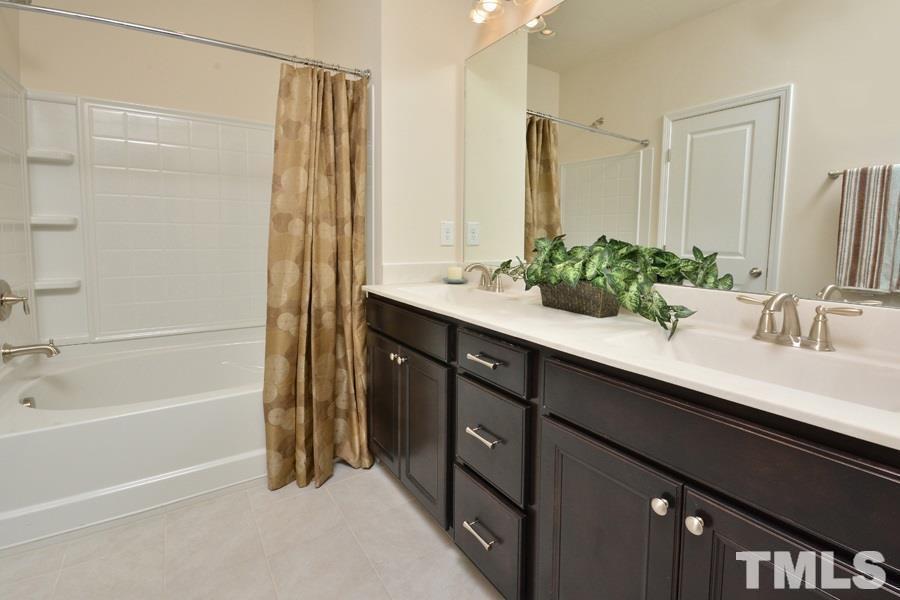 1108 Finch Court Property Photo 19