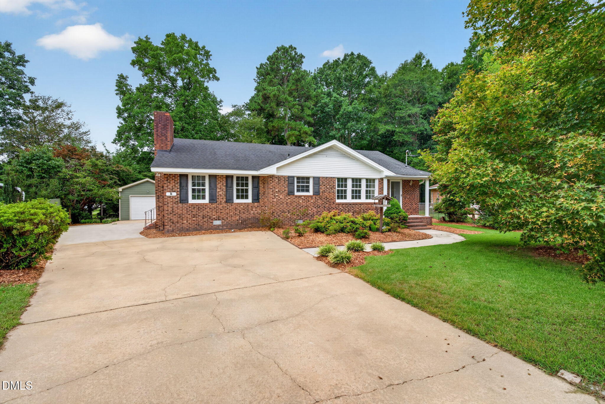 63 White Oak Drive Property Photo 1