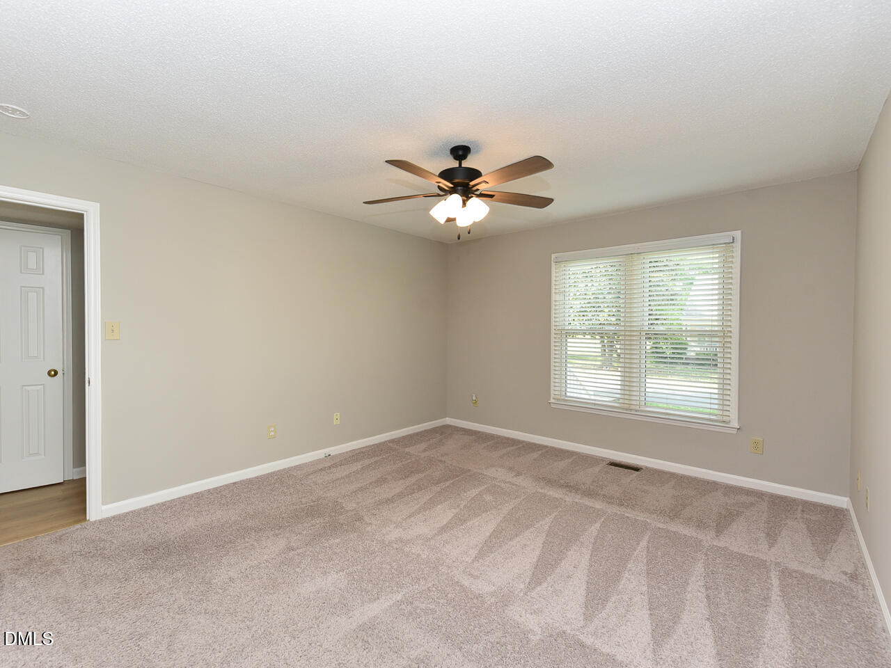 4916 Royal Adelaide Way Property Photo 10