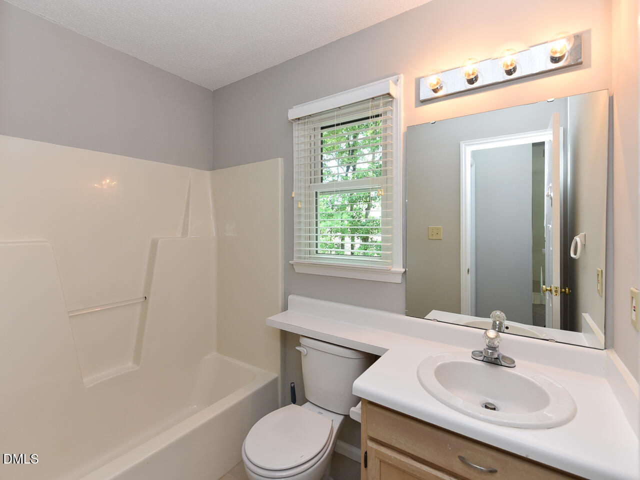 4916 Royal Adelaide Way Property Photo 16