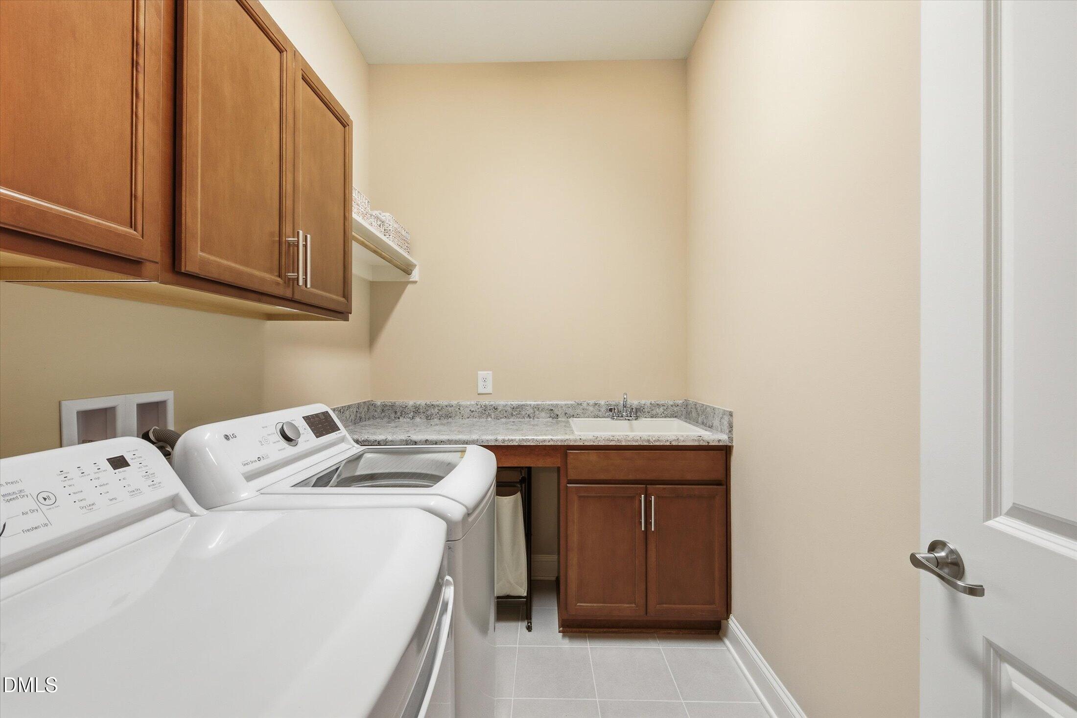 559 Middleton Place Property Photo 37