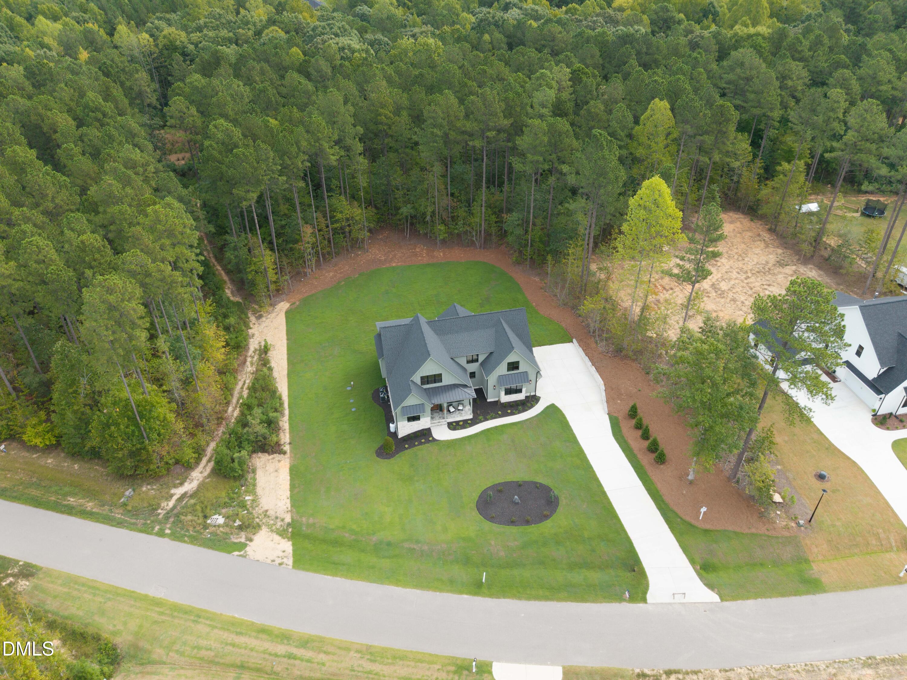 230 Whistlers Cove Property Photo 3