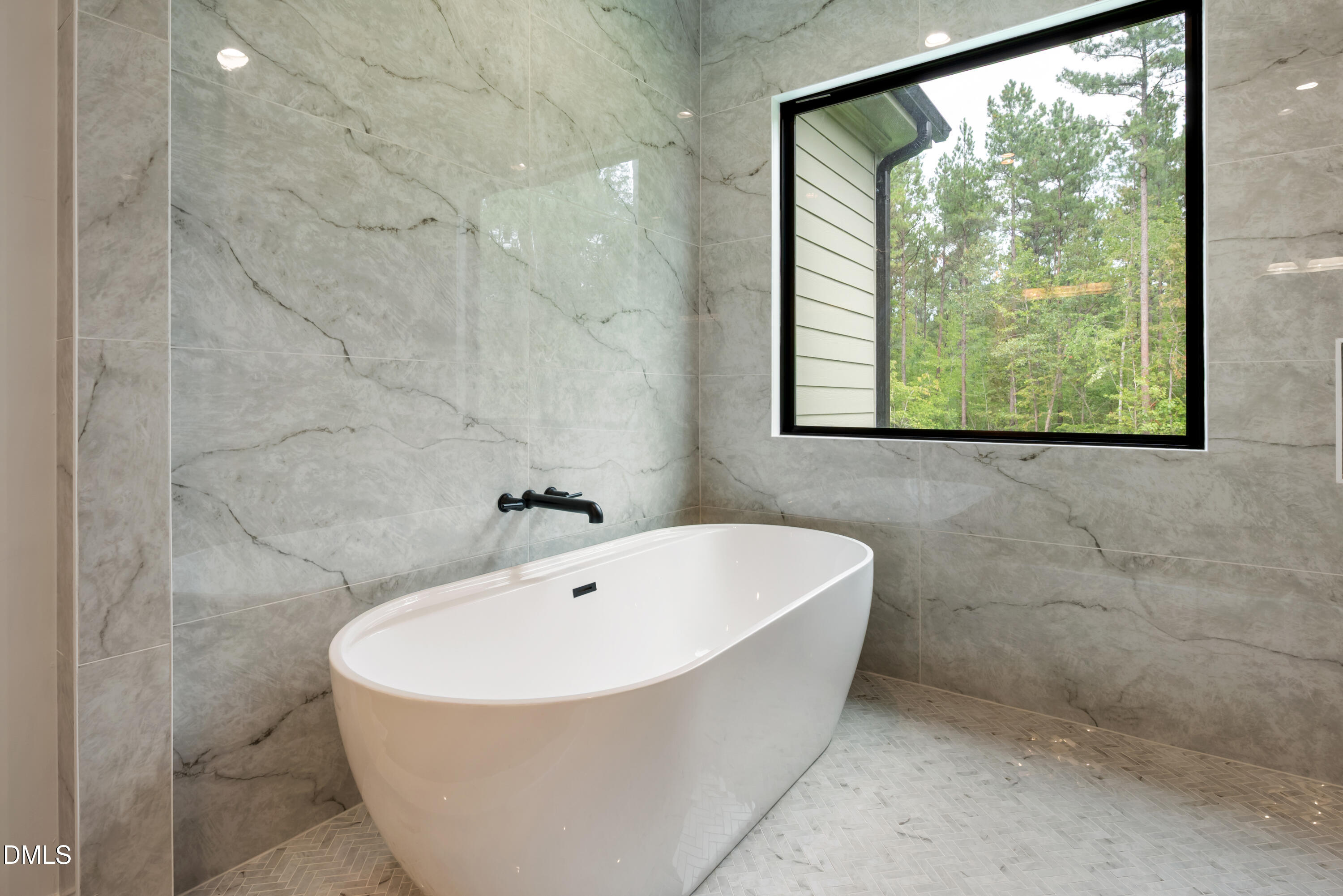230 Whistlers Cove Property Photo 38