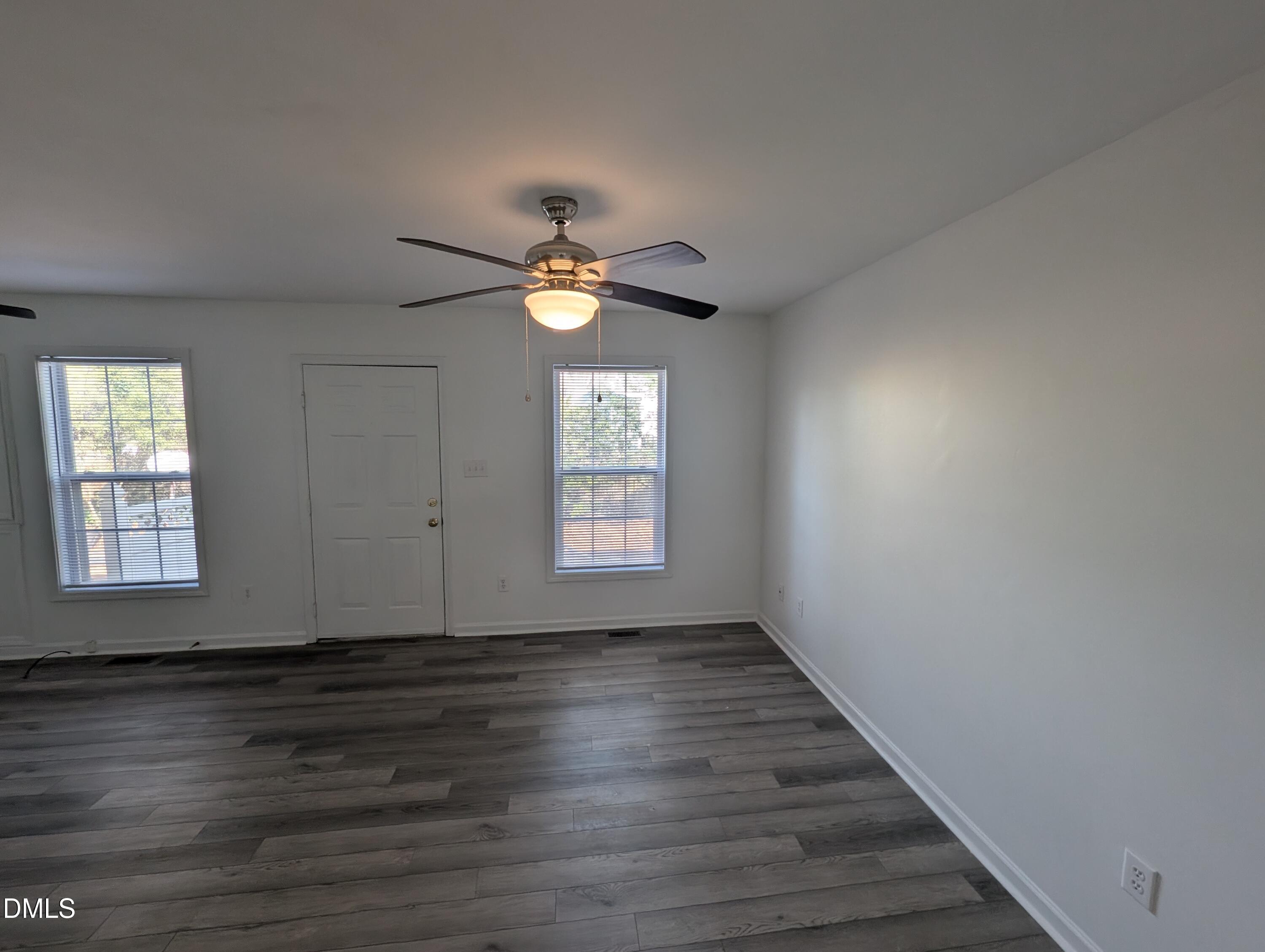 1005 Shades Place Property Photo 9