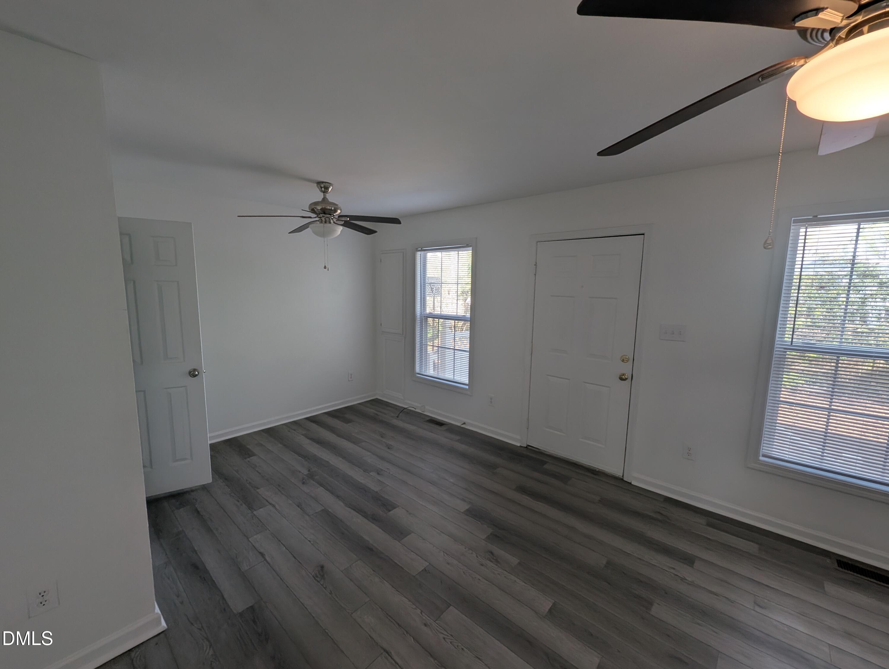 1005 Shades Place Property Photo 12
