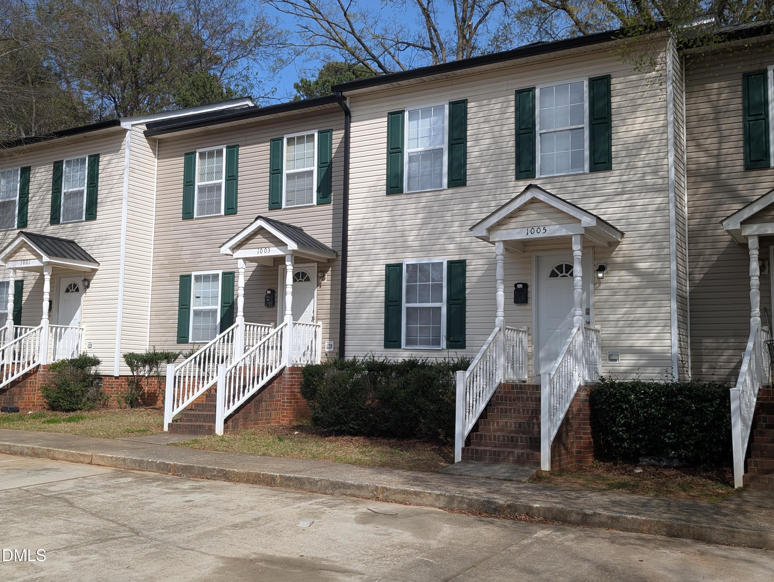 1005 Shades Place Property Photo 20