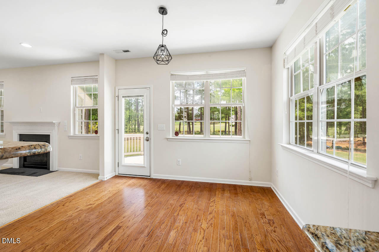 453 Sandy Whispers Place Property Photo 10