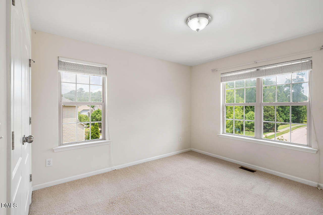 453 Sandy Whispers Place Property Photo 26