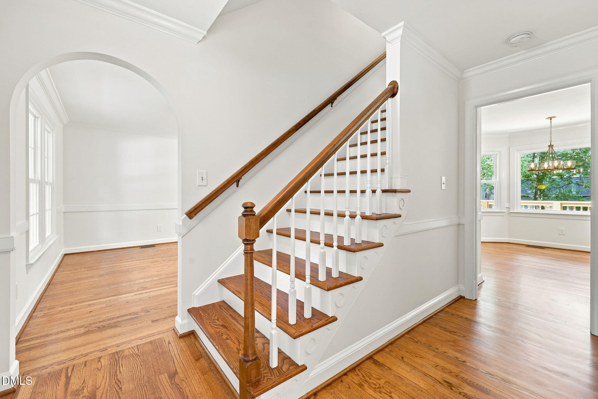 6621 Tealbriar Drive Property Photo 4