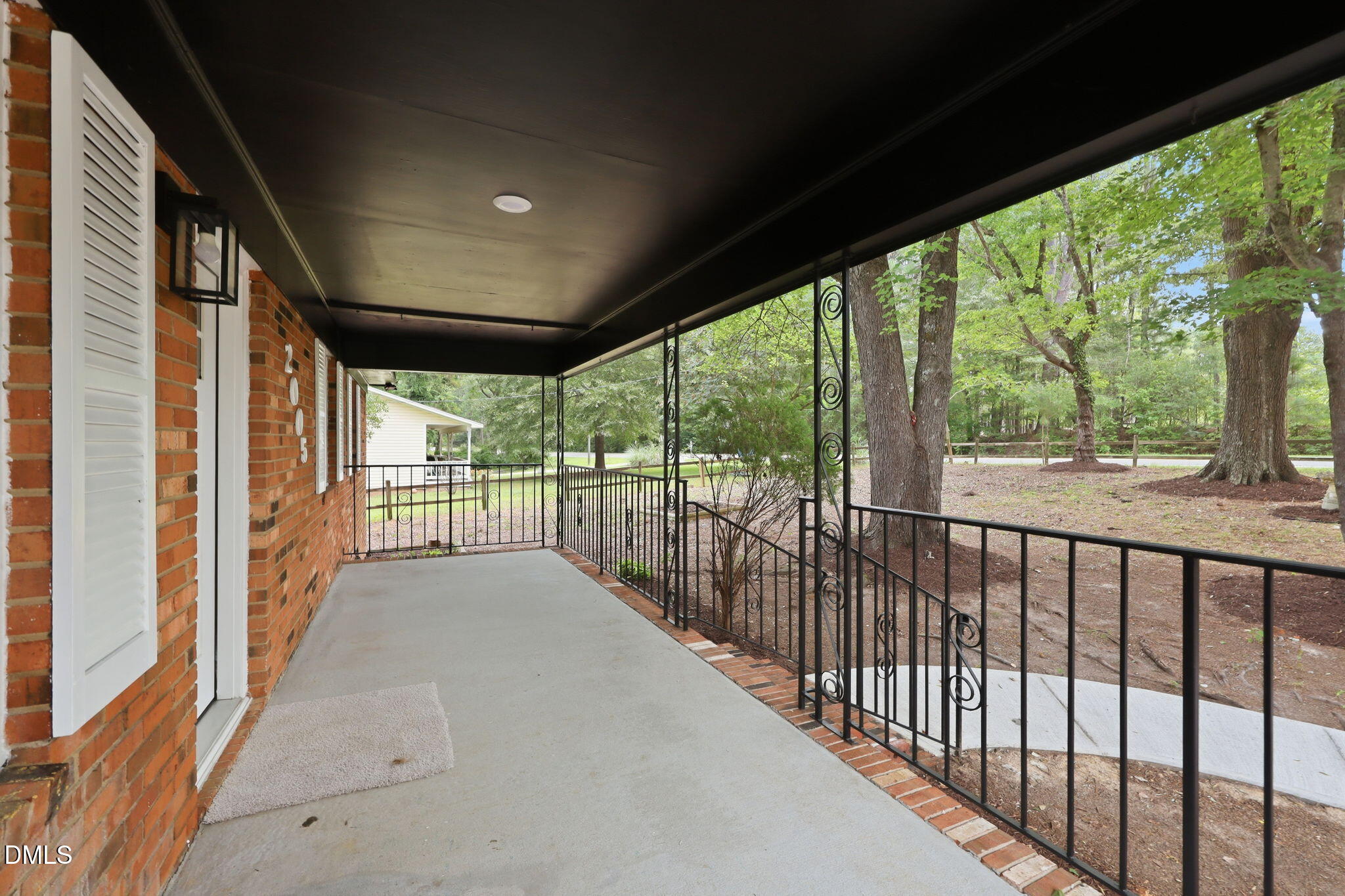 2005 Patterson Road Property Photo 6