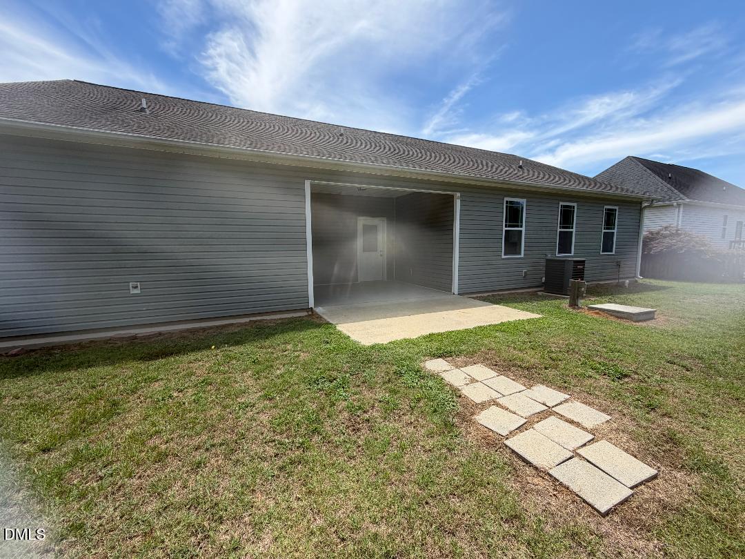 18 D'ango Circle Property Photo 5