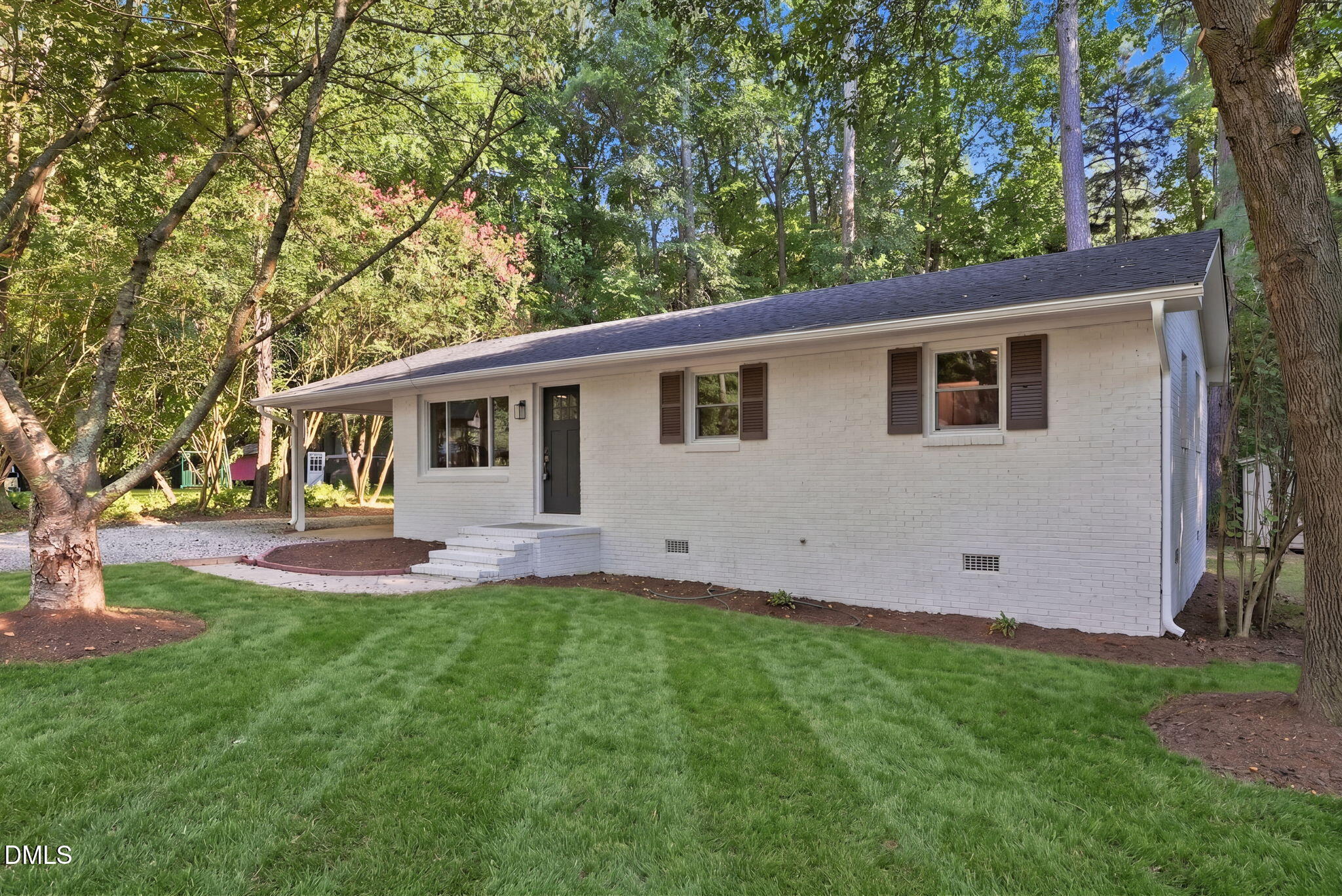 1101 Heritage Drive Property Photo 1