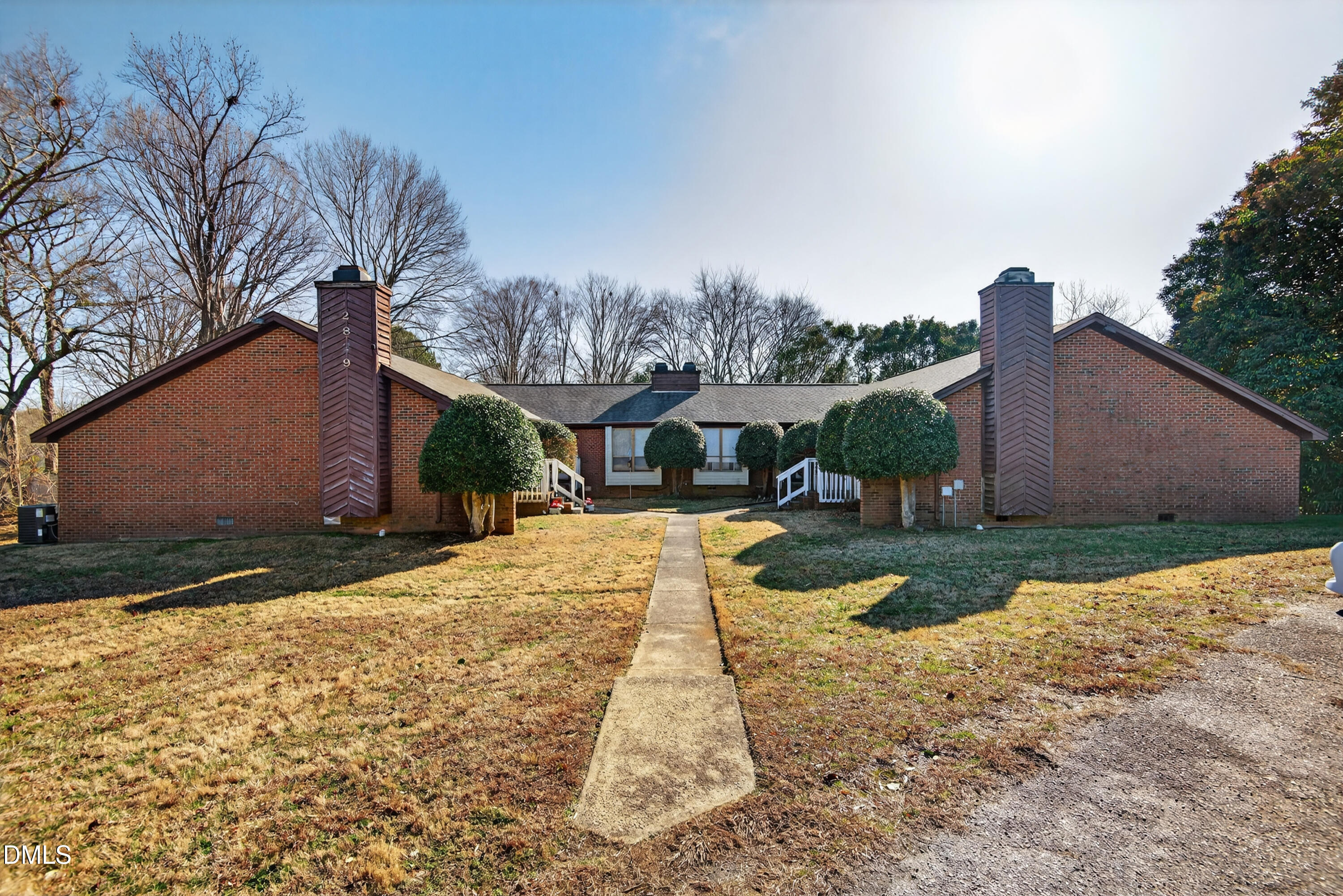 2829 Seclusion Court Property Photo 3