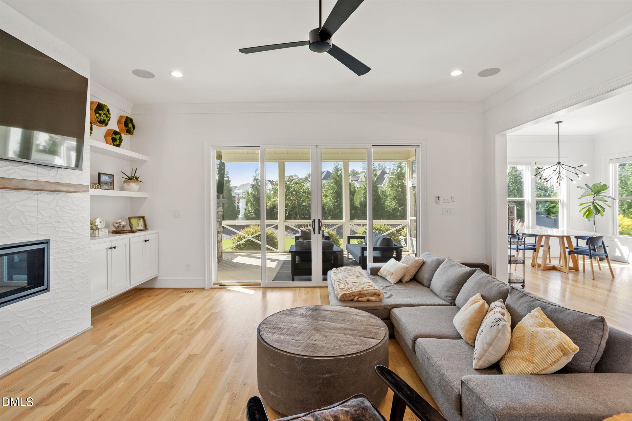 3185 Mantle Ridge Drive Property Photo 13