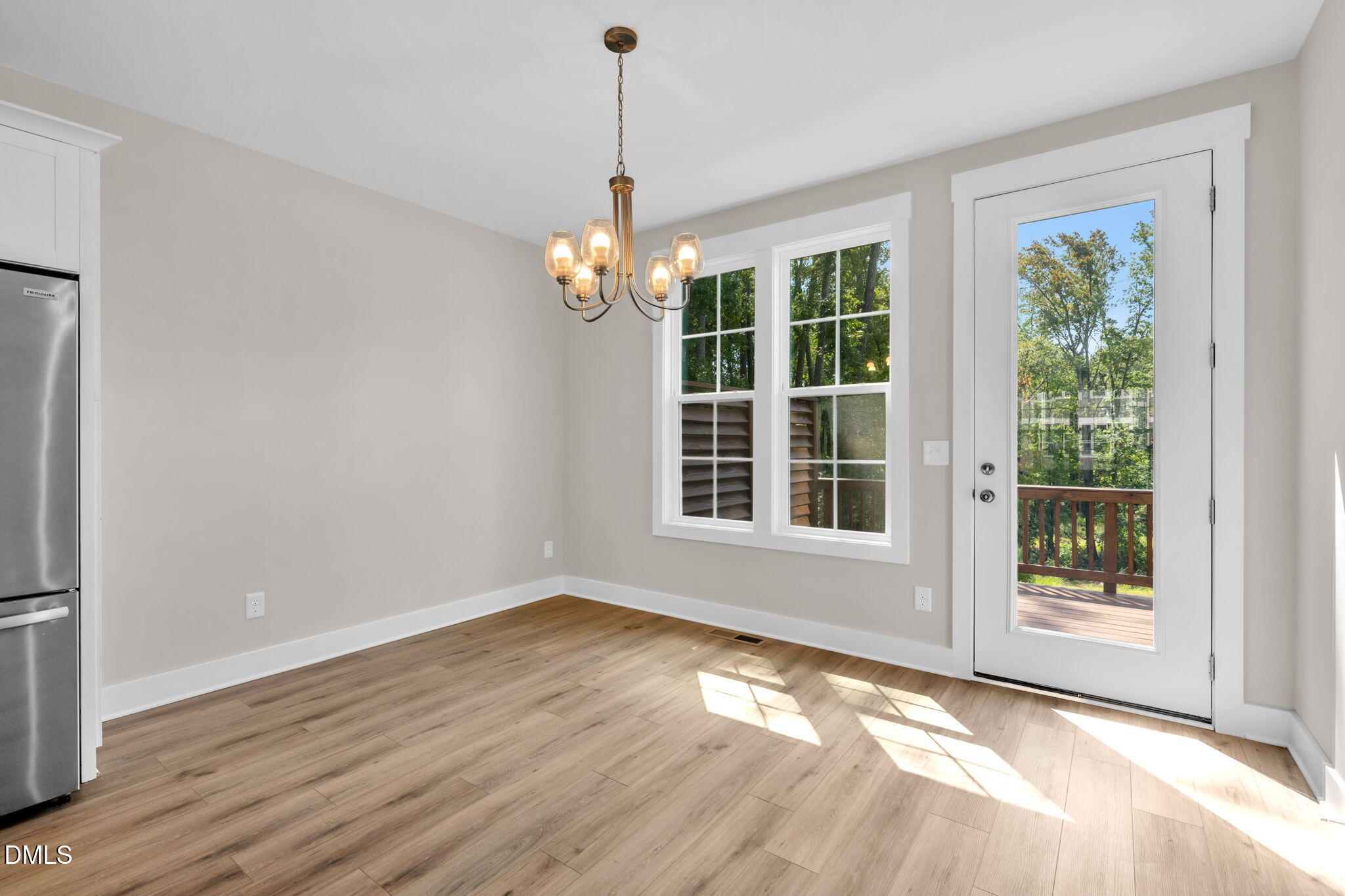 534 Plumleaf Lane Property Photo 3