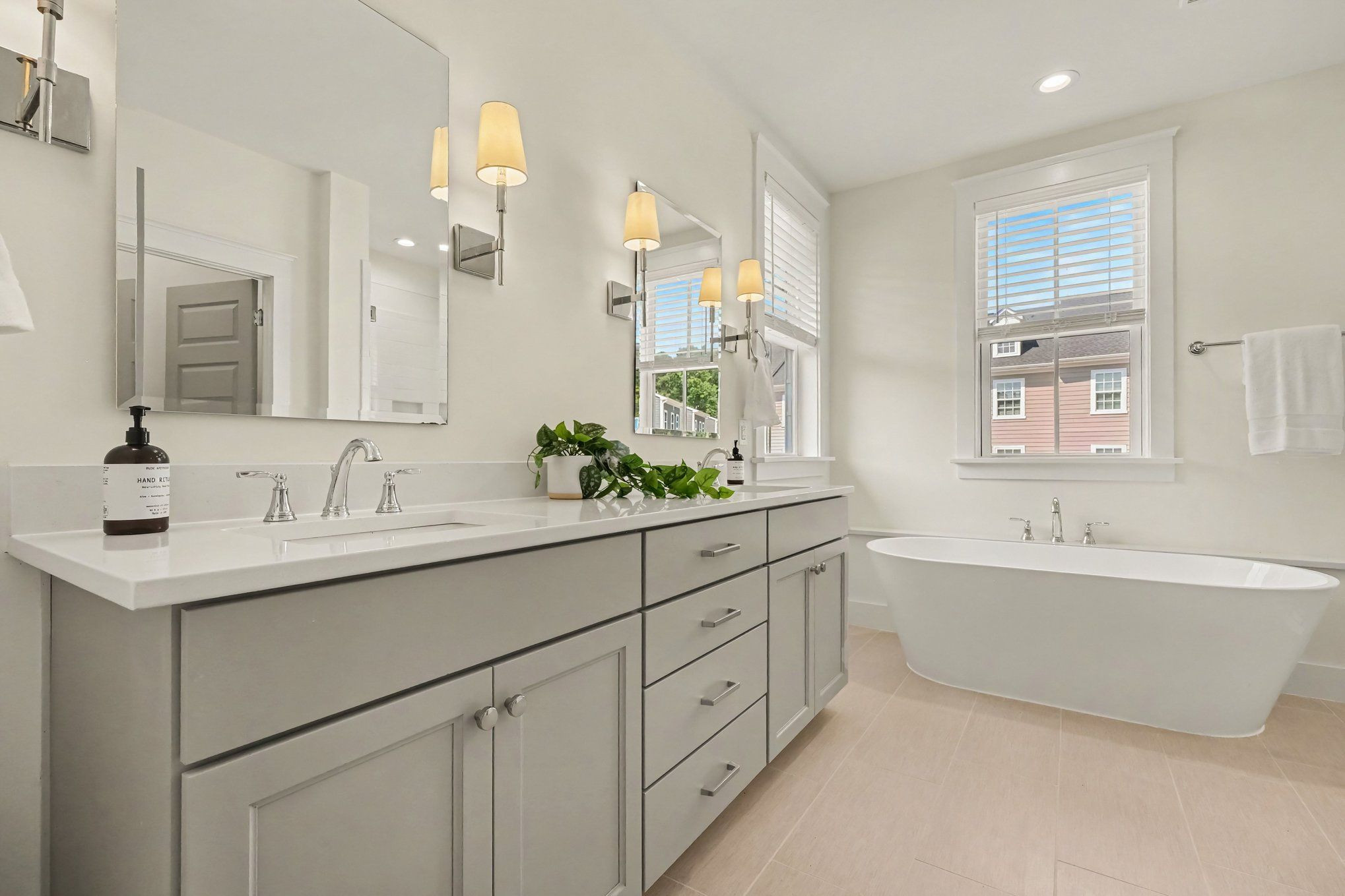 1025 Terrabella Way Property Photo 15