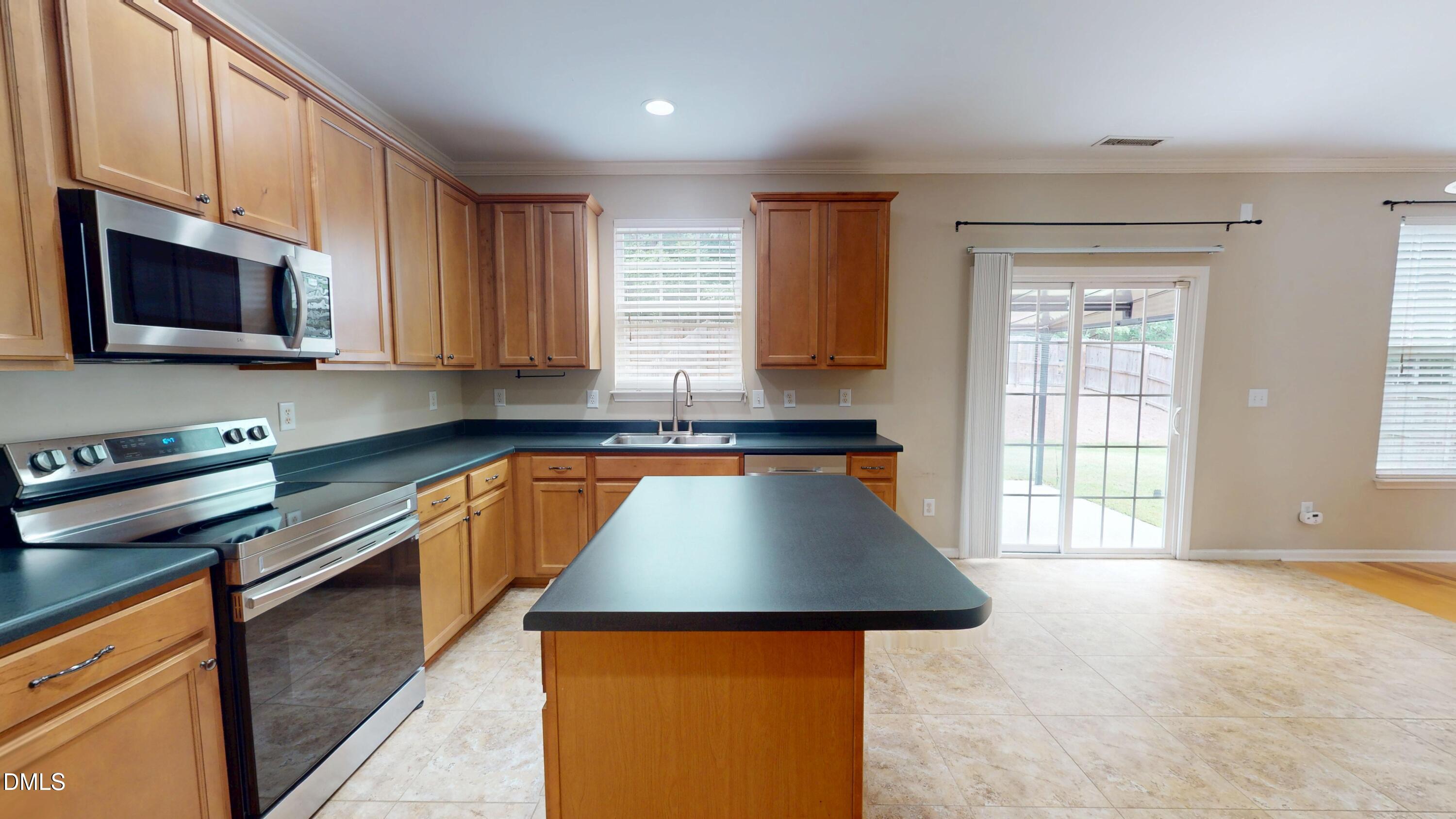 5628 Slaytenbush Lane Property Photo 44