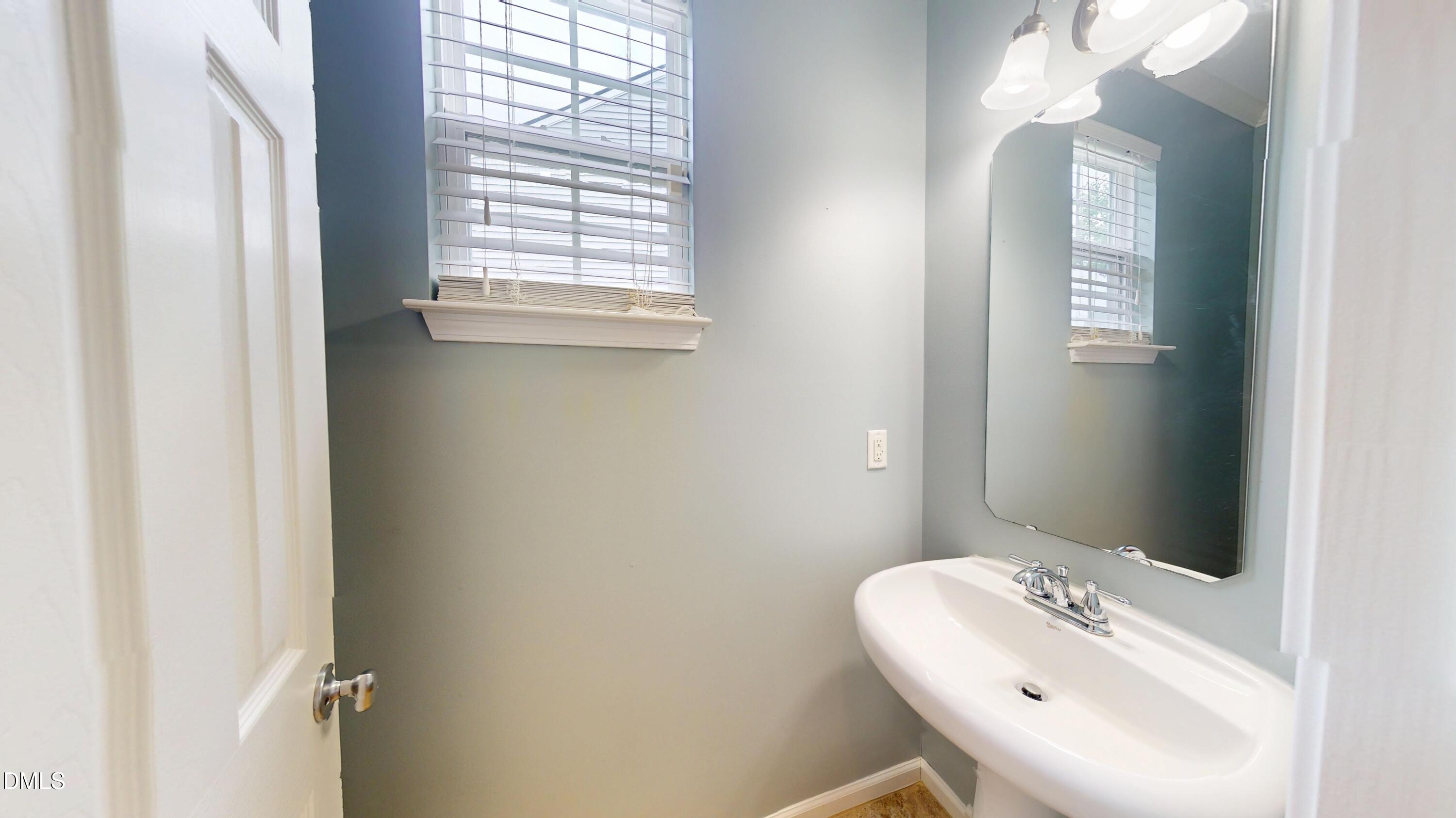 5628 Slaytenbush Lane Property Photo 47