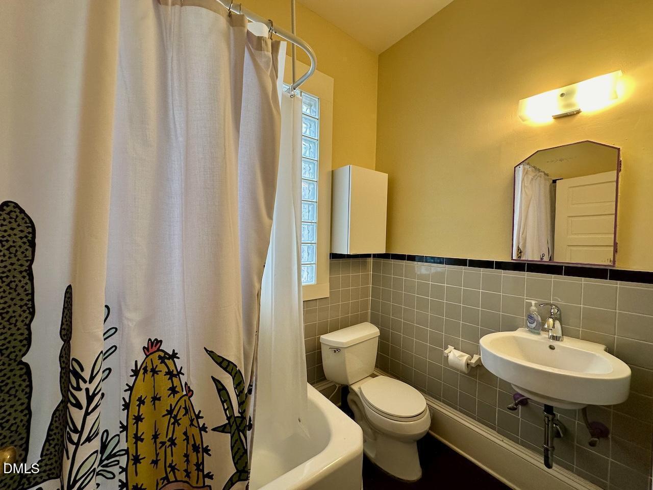 2200 Hope Street Property Photo 15