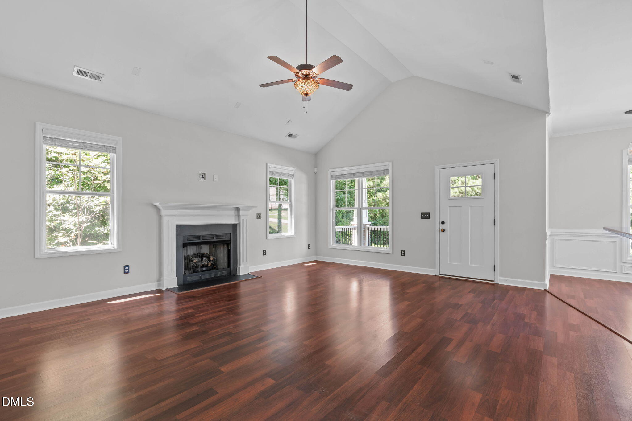 500 Wood Valley Drive Property Photo 8