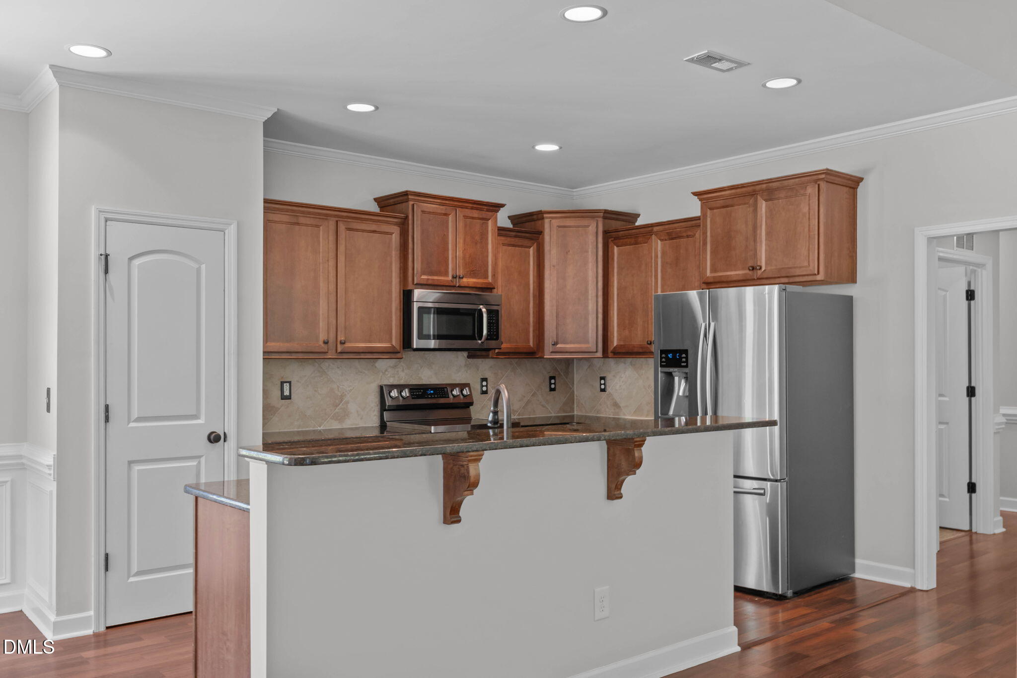 500 Wood Valley Drive Property Photo 12