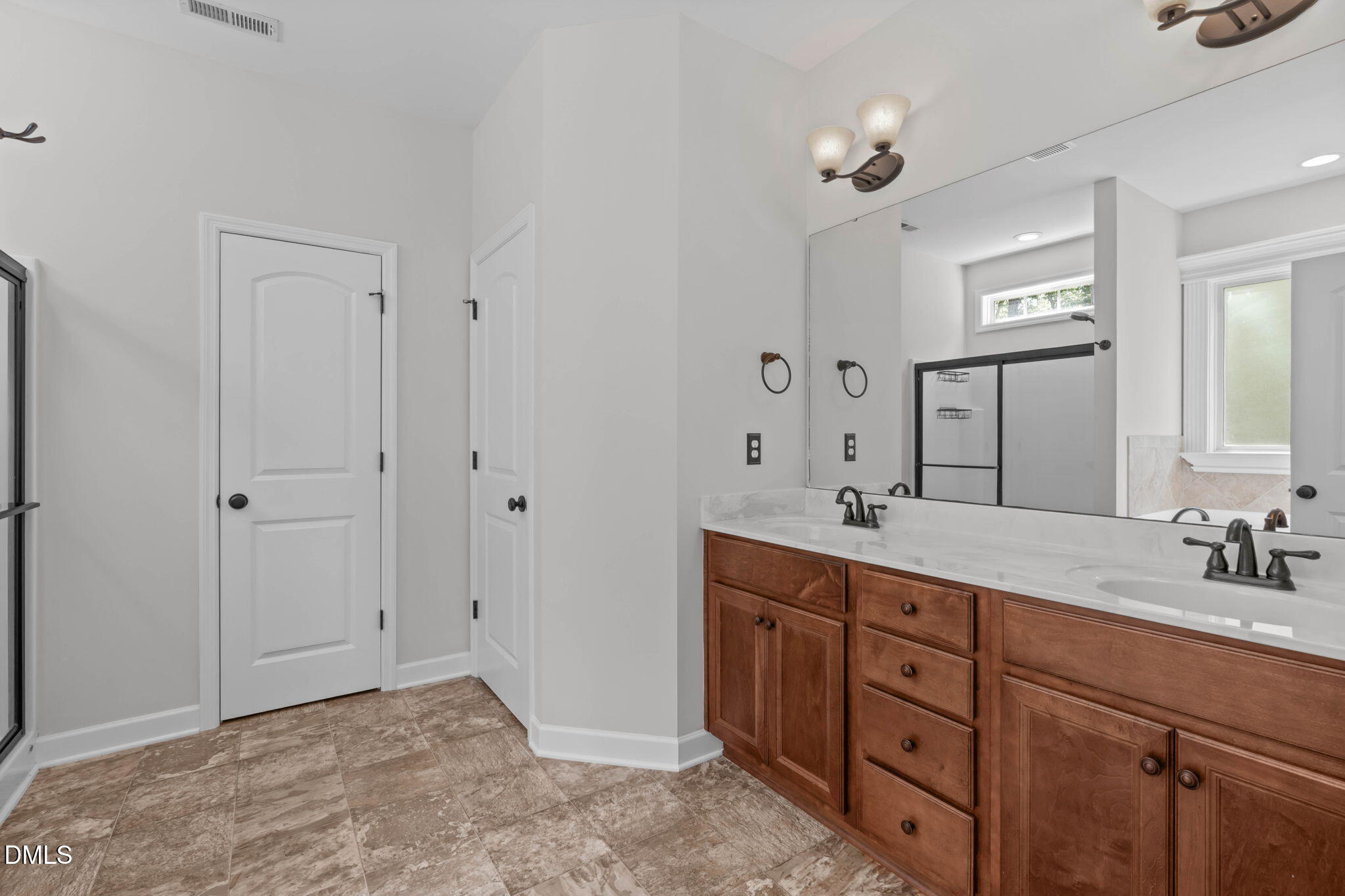 500 Wood Valley Drive Property Photo 19