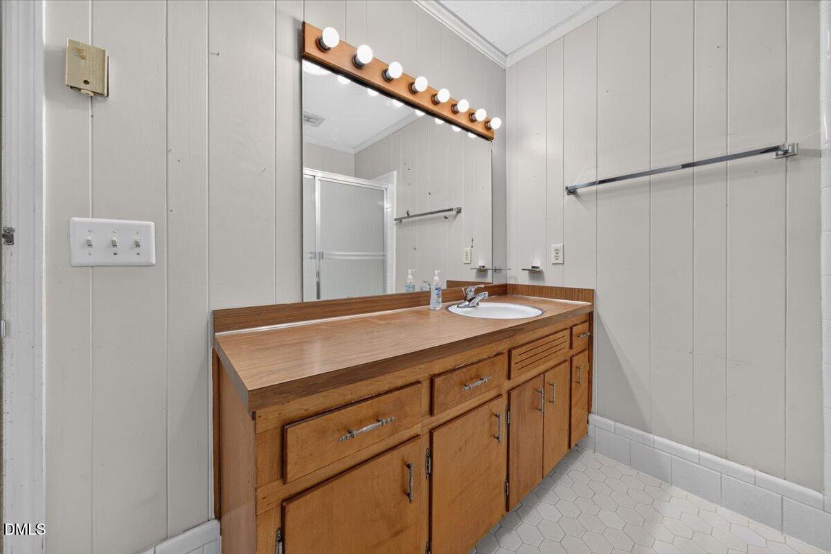 7325 Lake Wheeler Road Property Photo 22