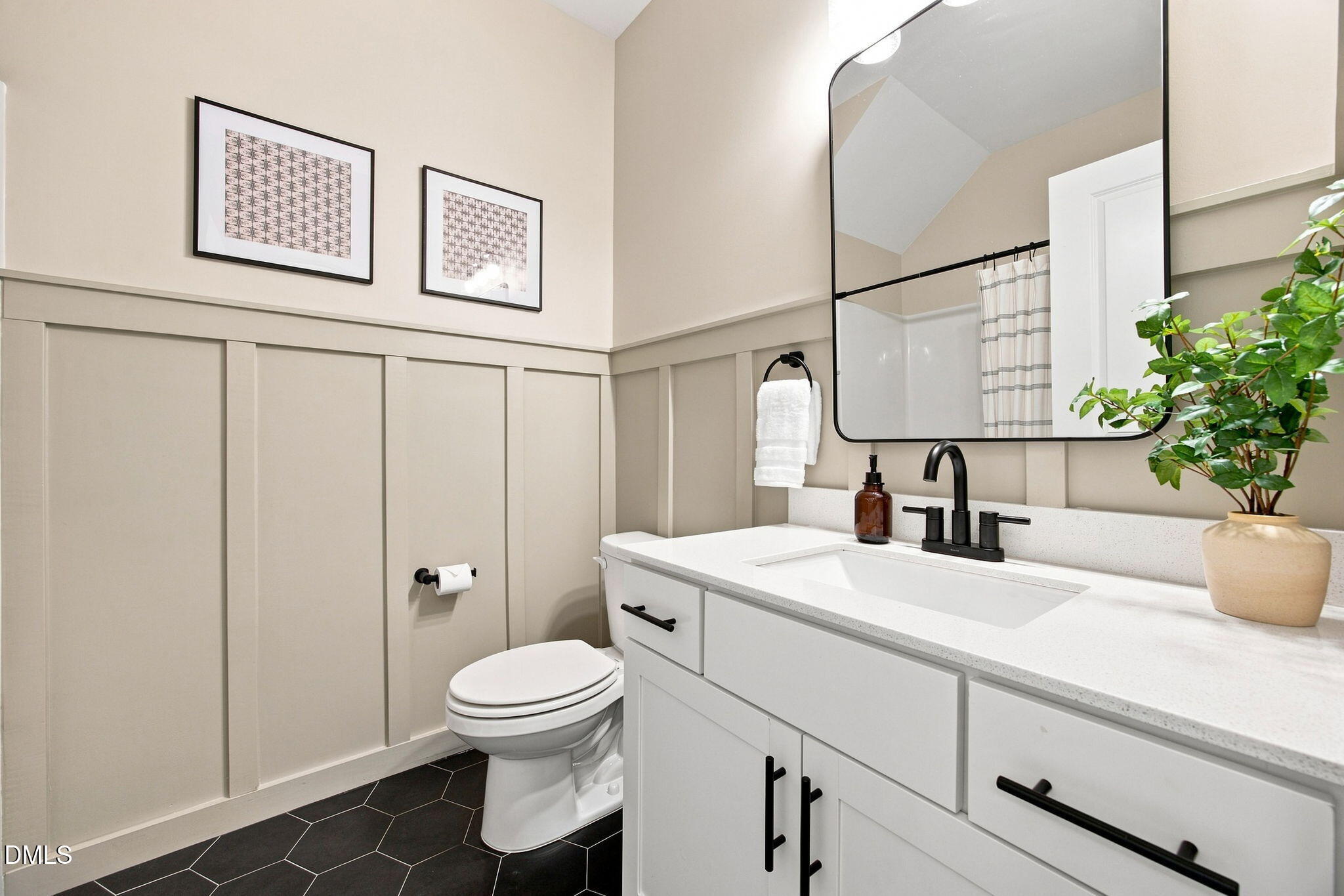 5049 Glenmorgan Lane Property Photo 11