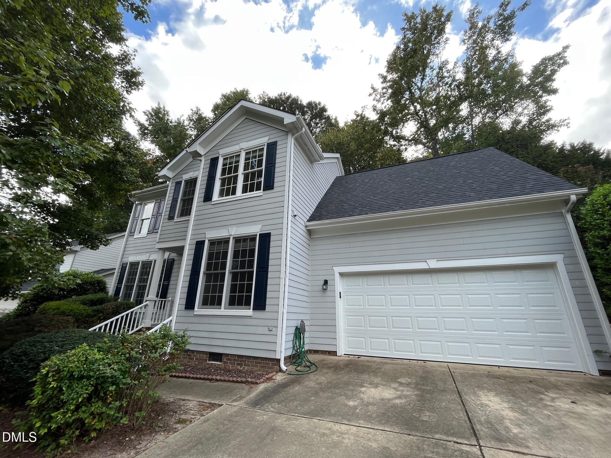 207 Cove Creek Drive Property Photo 1