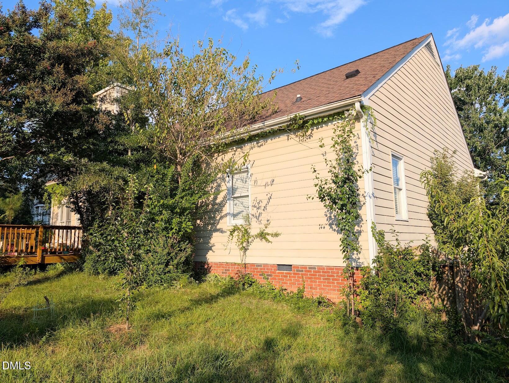 1917 Battlewood Road Property Photo 6