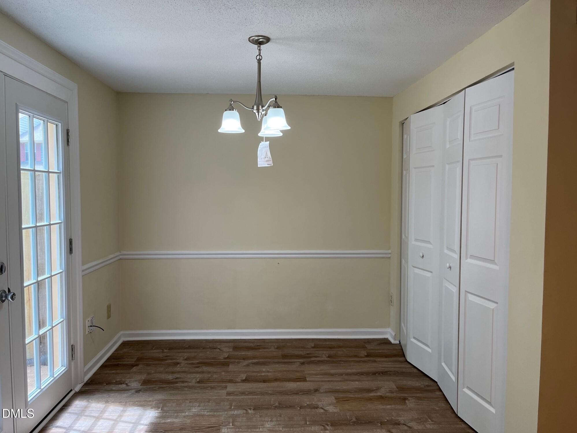 1829 Fox Sterling Drive Property Photo 6