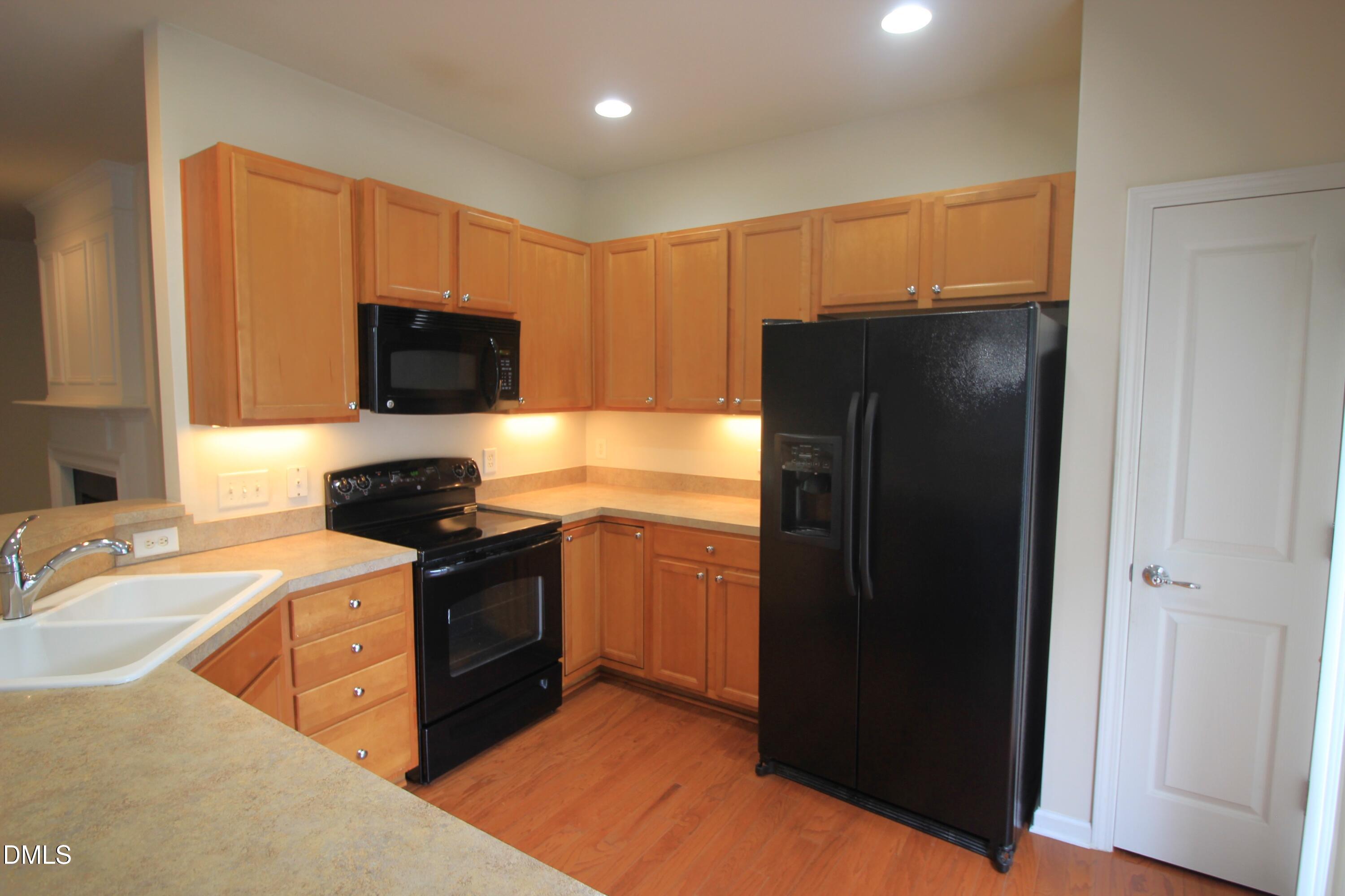 8709 Owl Roost Place Property Photo 5