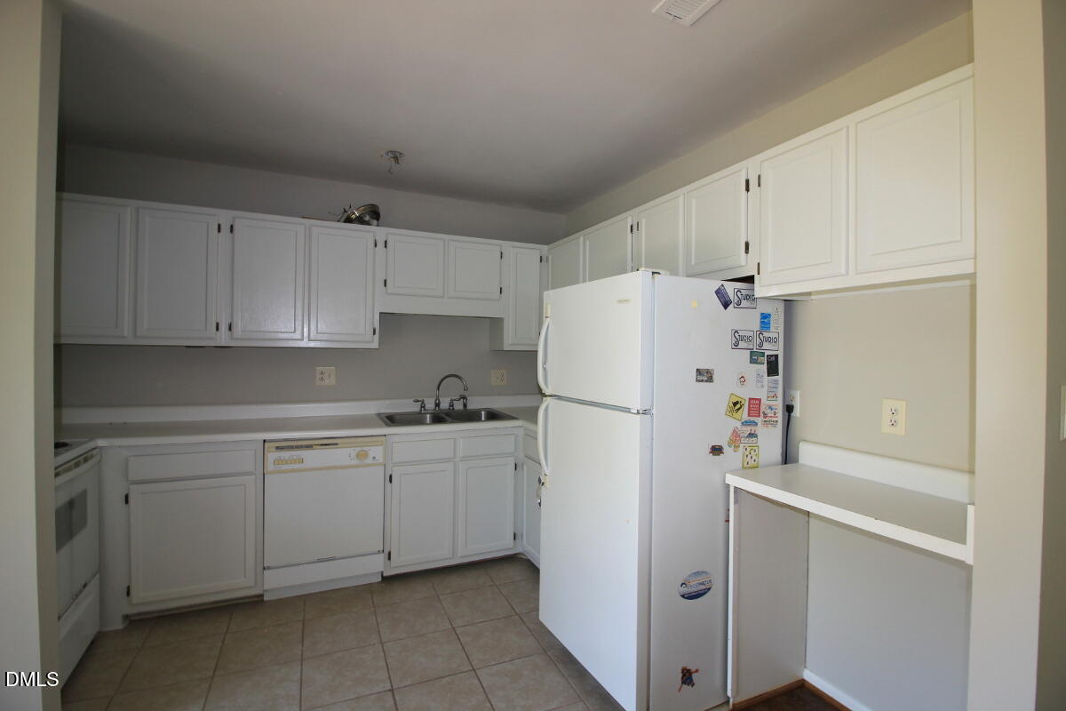 2833 Seclusion Court D Property Photo 6