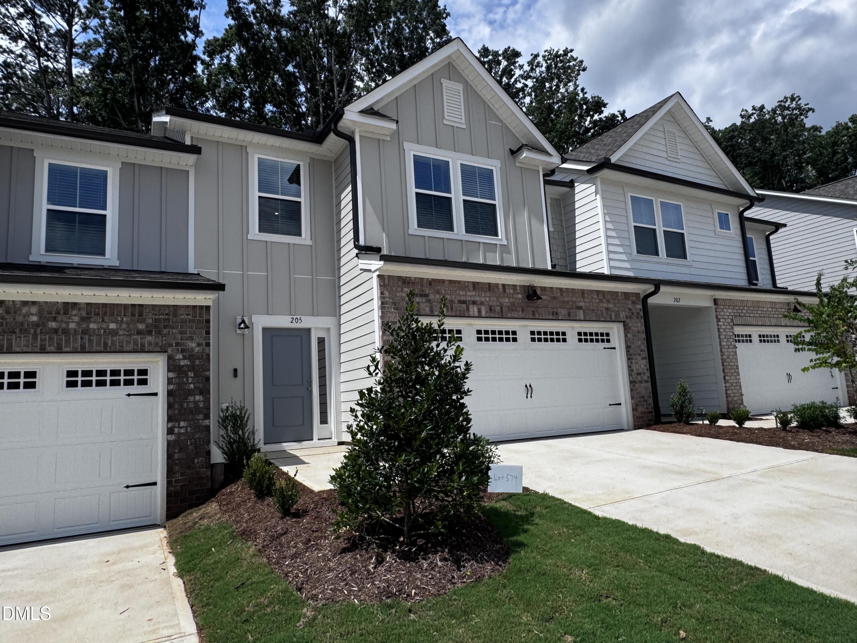 205 Broomside Avenue Property Photo 1