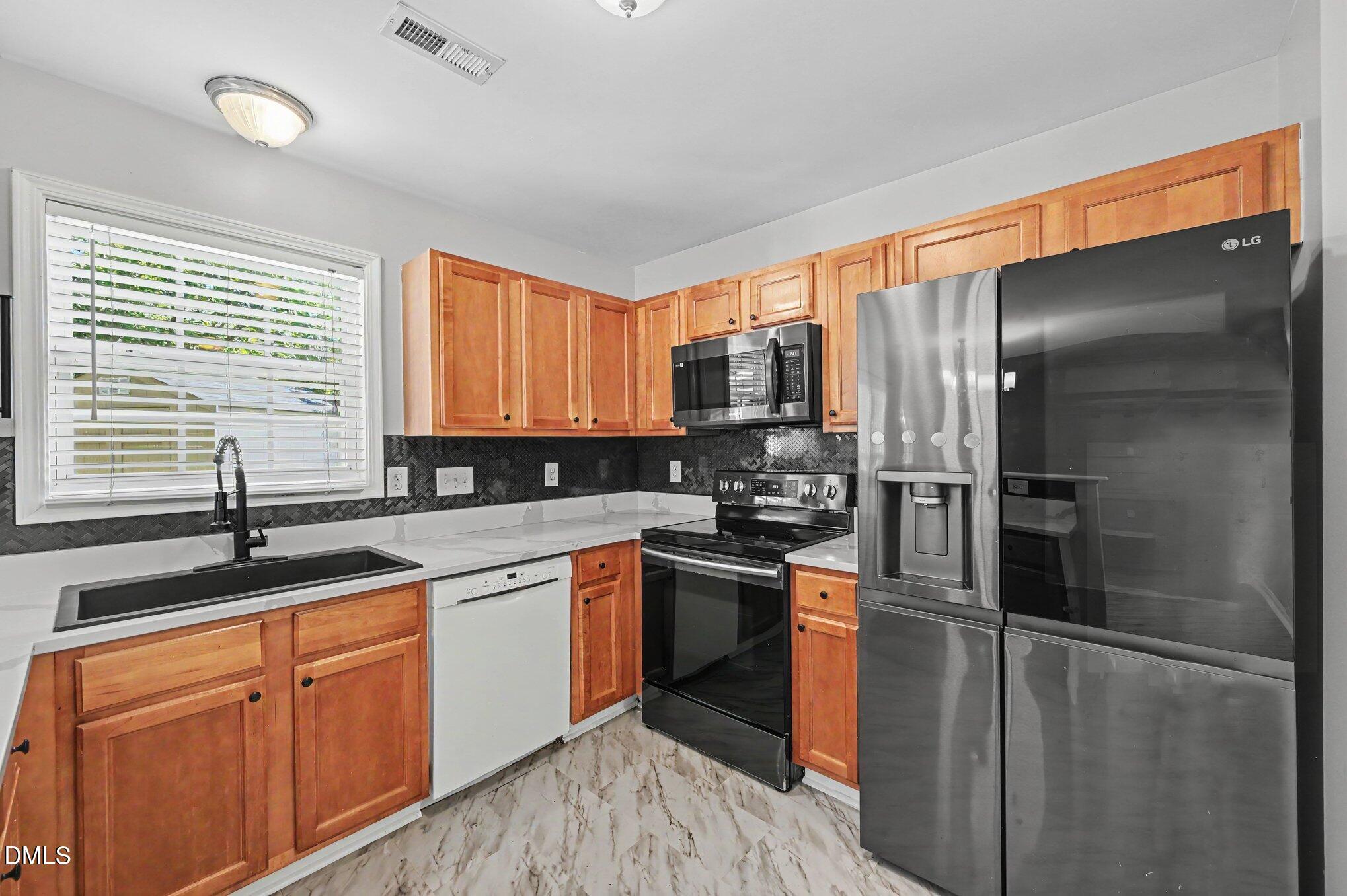 6 Coriander Court Property Photo 18
