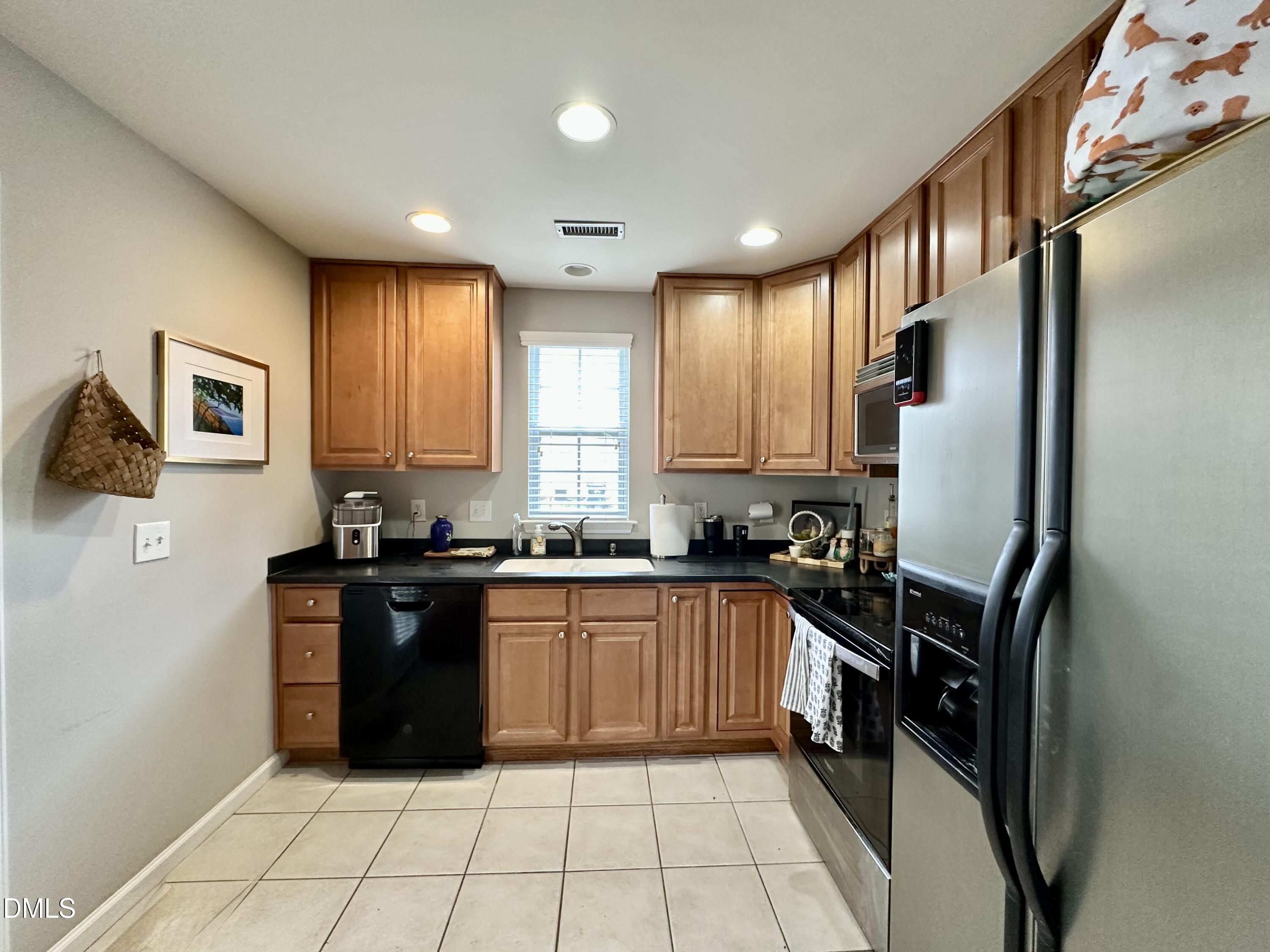 9826 Grettle Court Property Photo 3